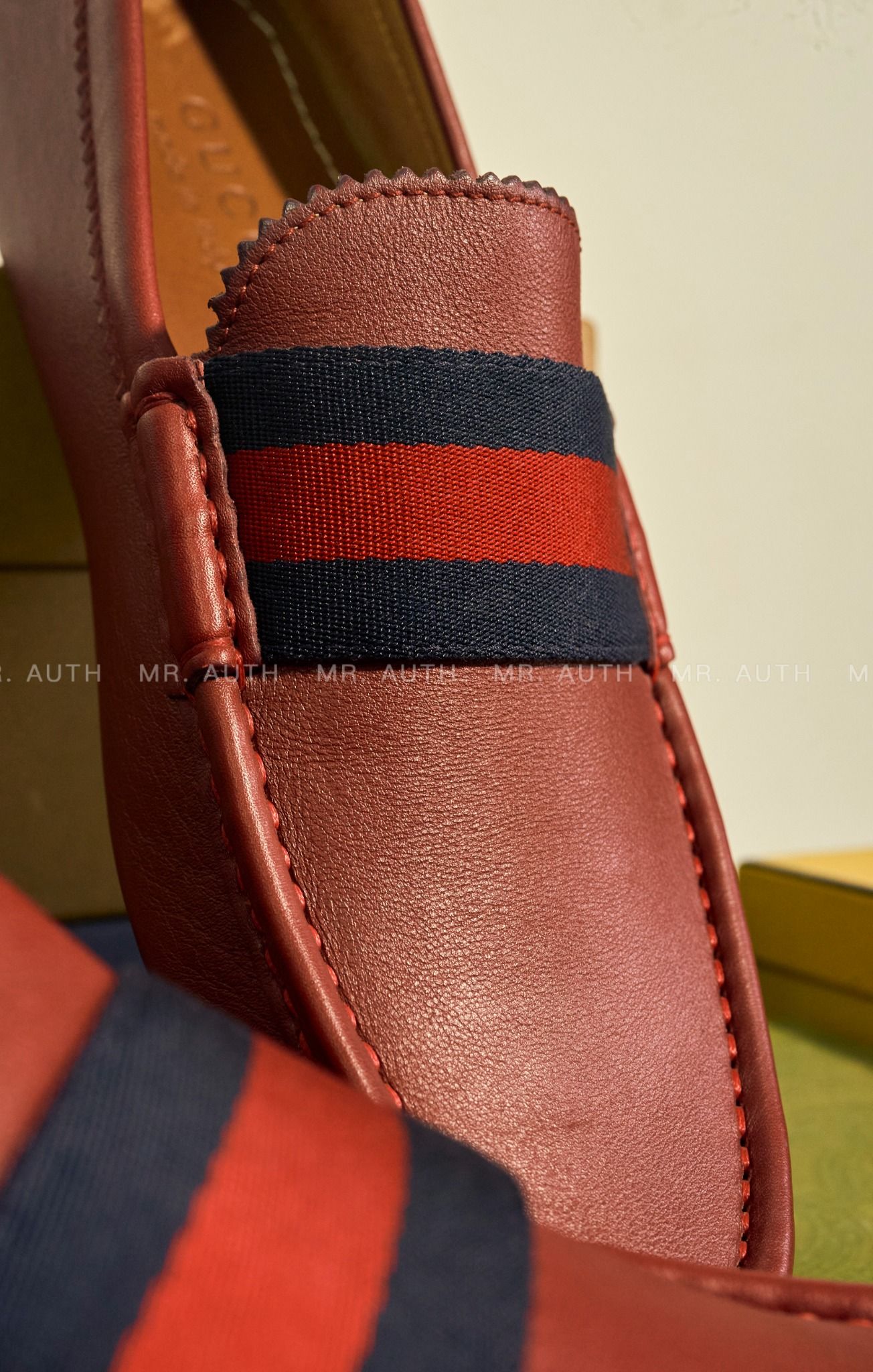 Gucci Leather With Web Mocassin