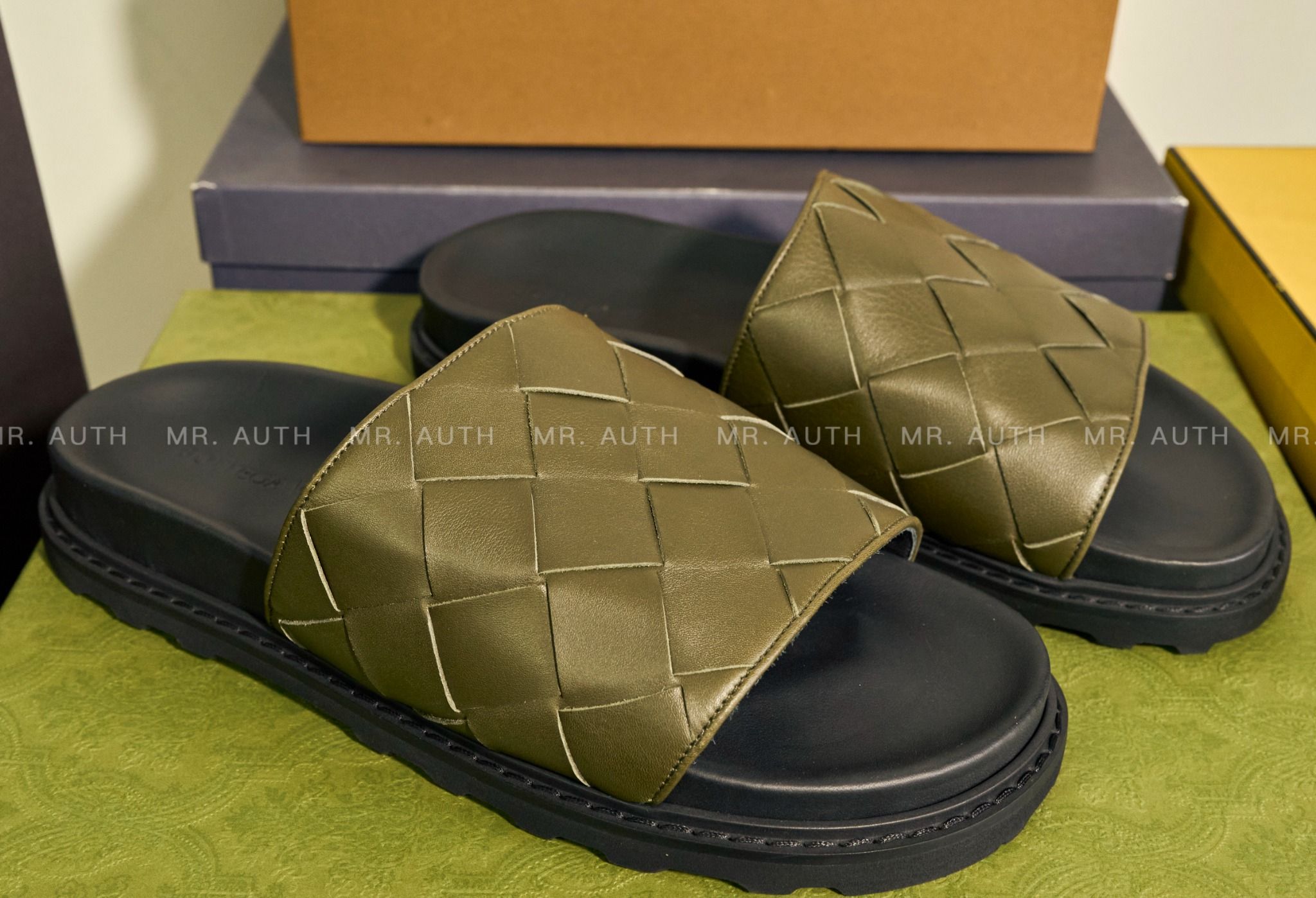 Bottega Veneta Intrecciato Leather Slides