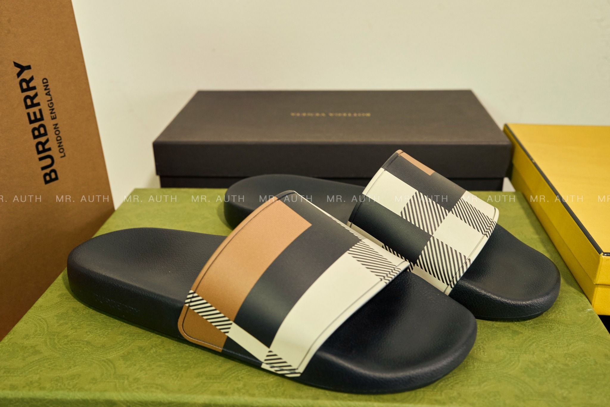 Burberry Furley Checked Slides