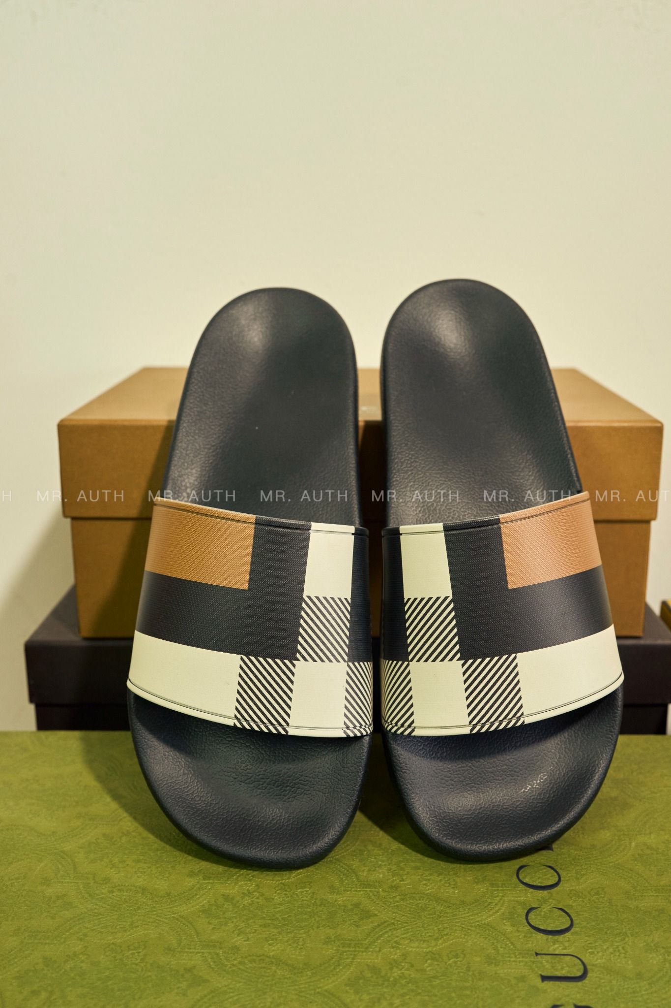 Burberry Furley Checked Slides