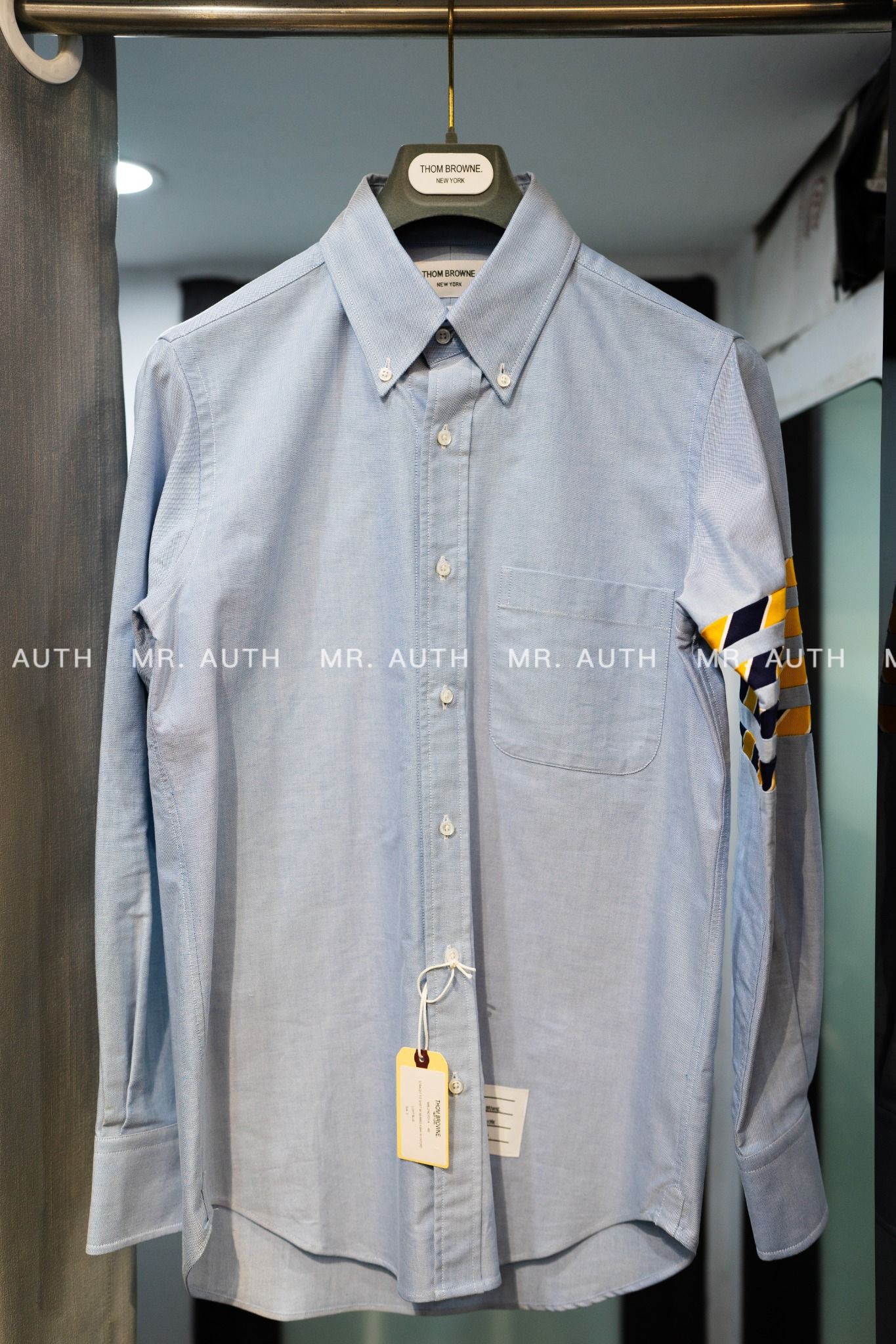 Thom Browne Solid Oxford 4-Bar Point Collar Shirt.