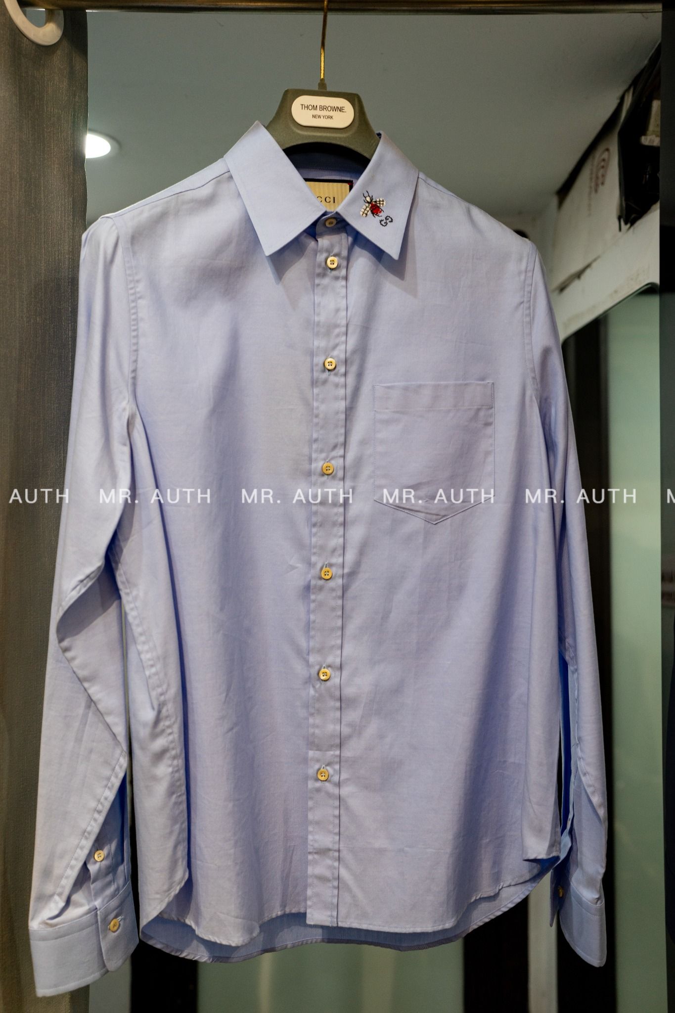 Gucci Bee Embroidered Cotton Shirt.