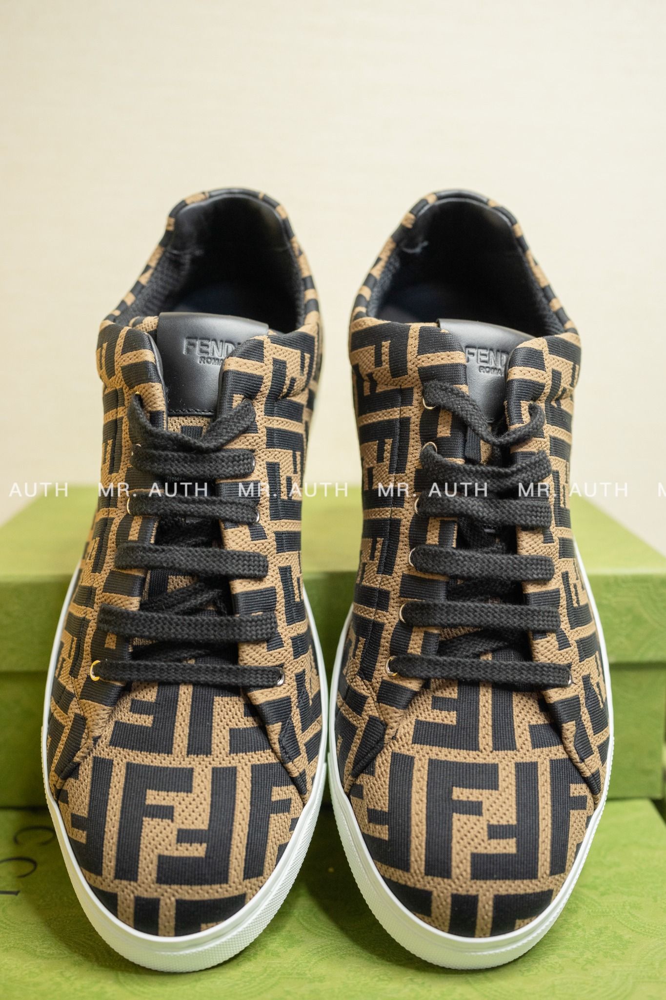Fendi FF Jacquard Fabric Low-tops.