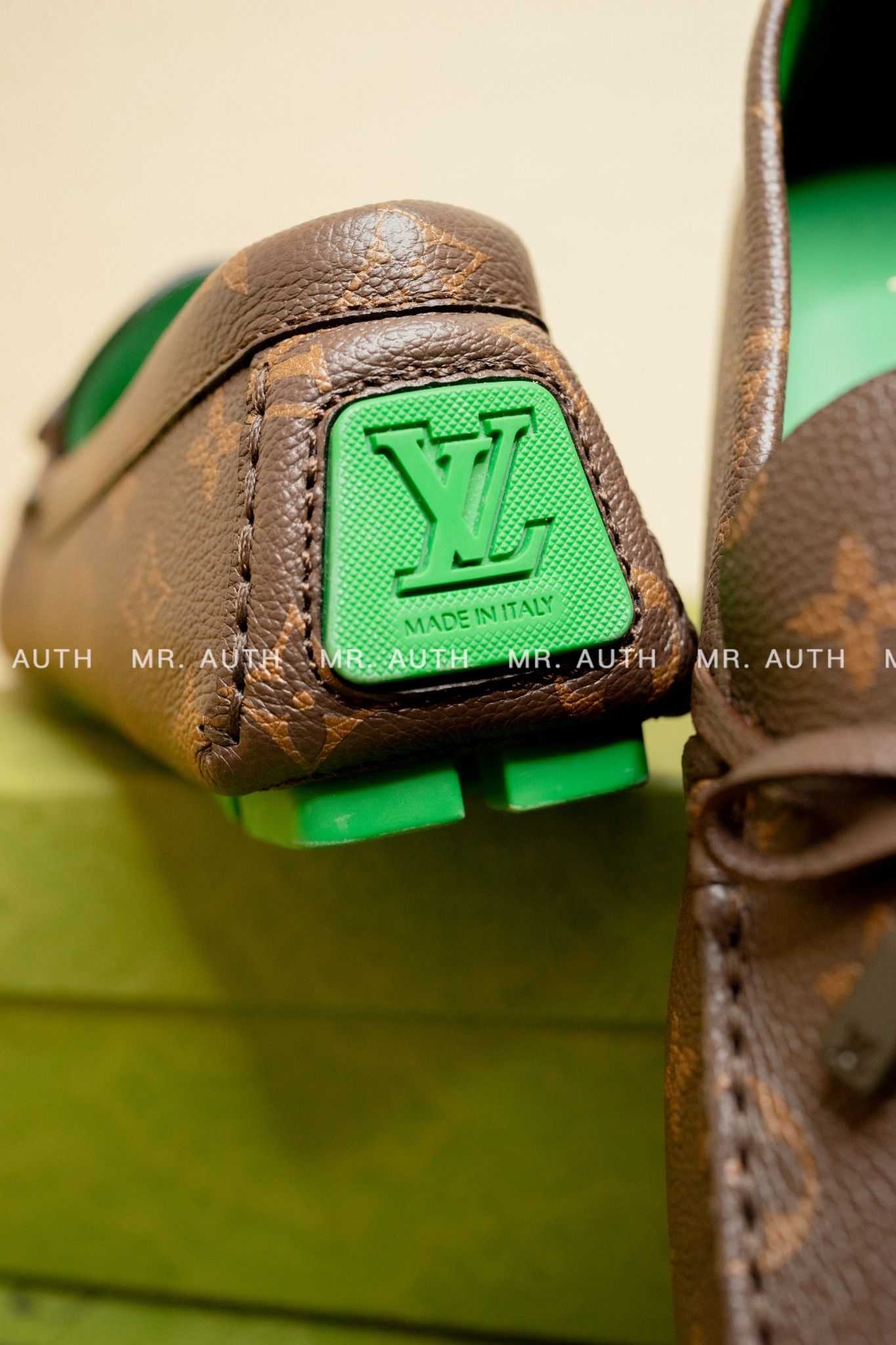 Louis Vuitton LV Driver Moccasins