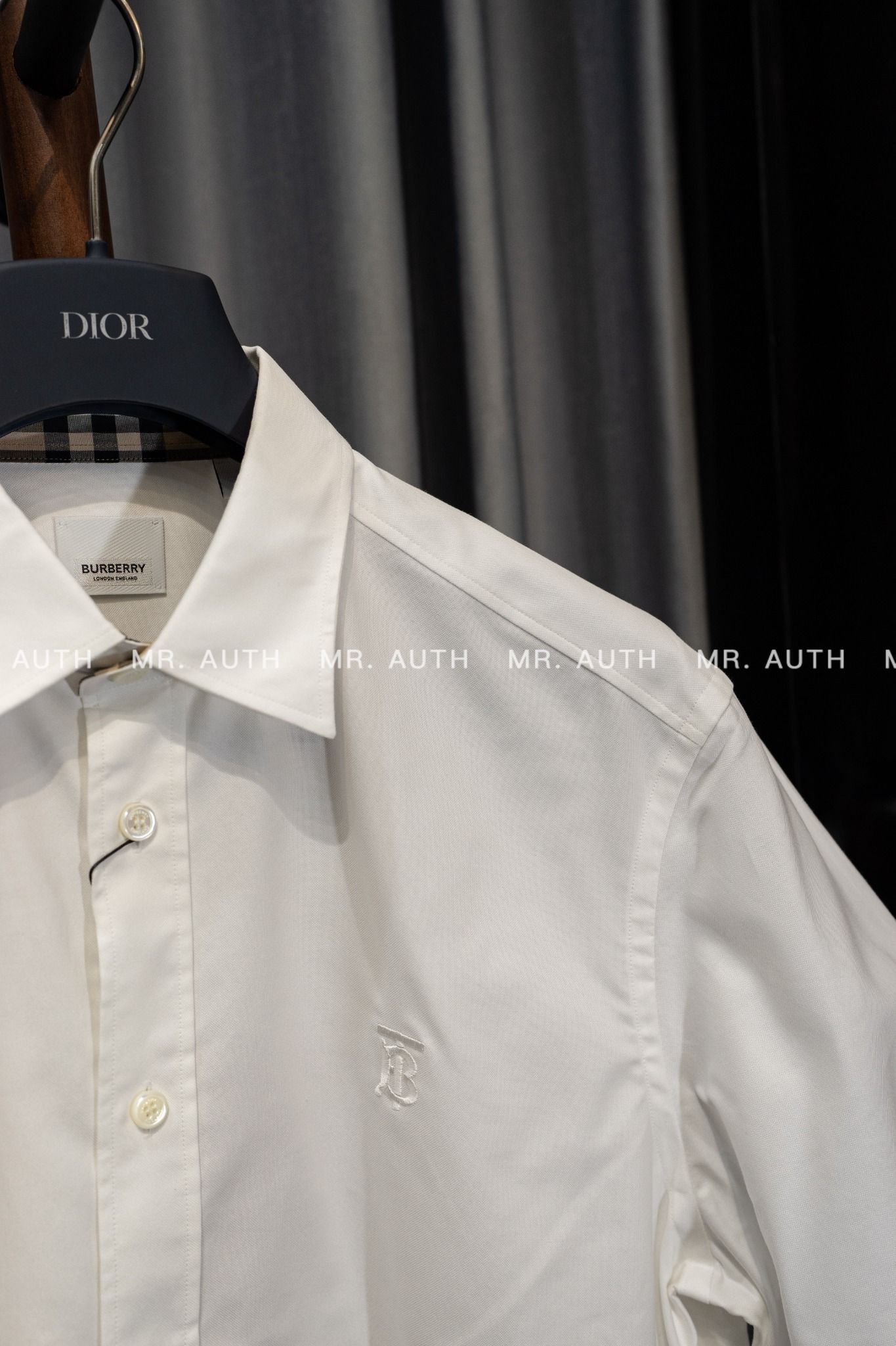 Burberry Stretch Cotton Shirt.
