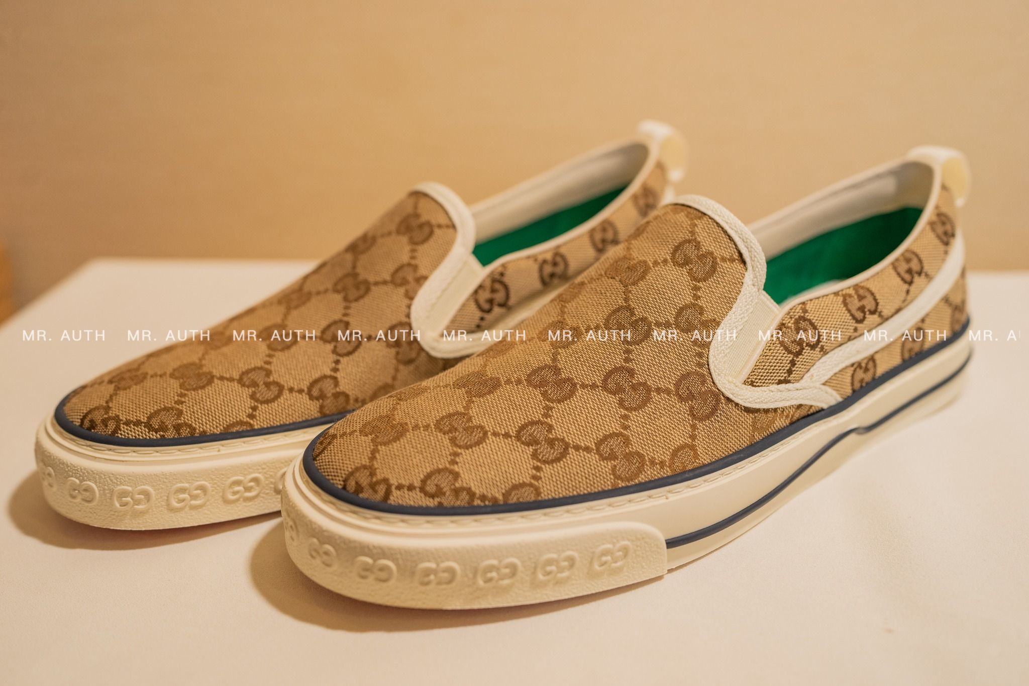 Gucci Tennis 1977 Slip-on Sneaker.