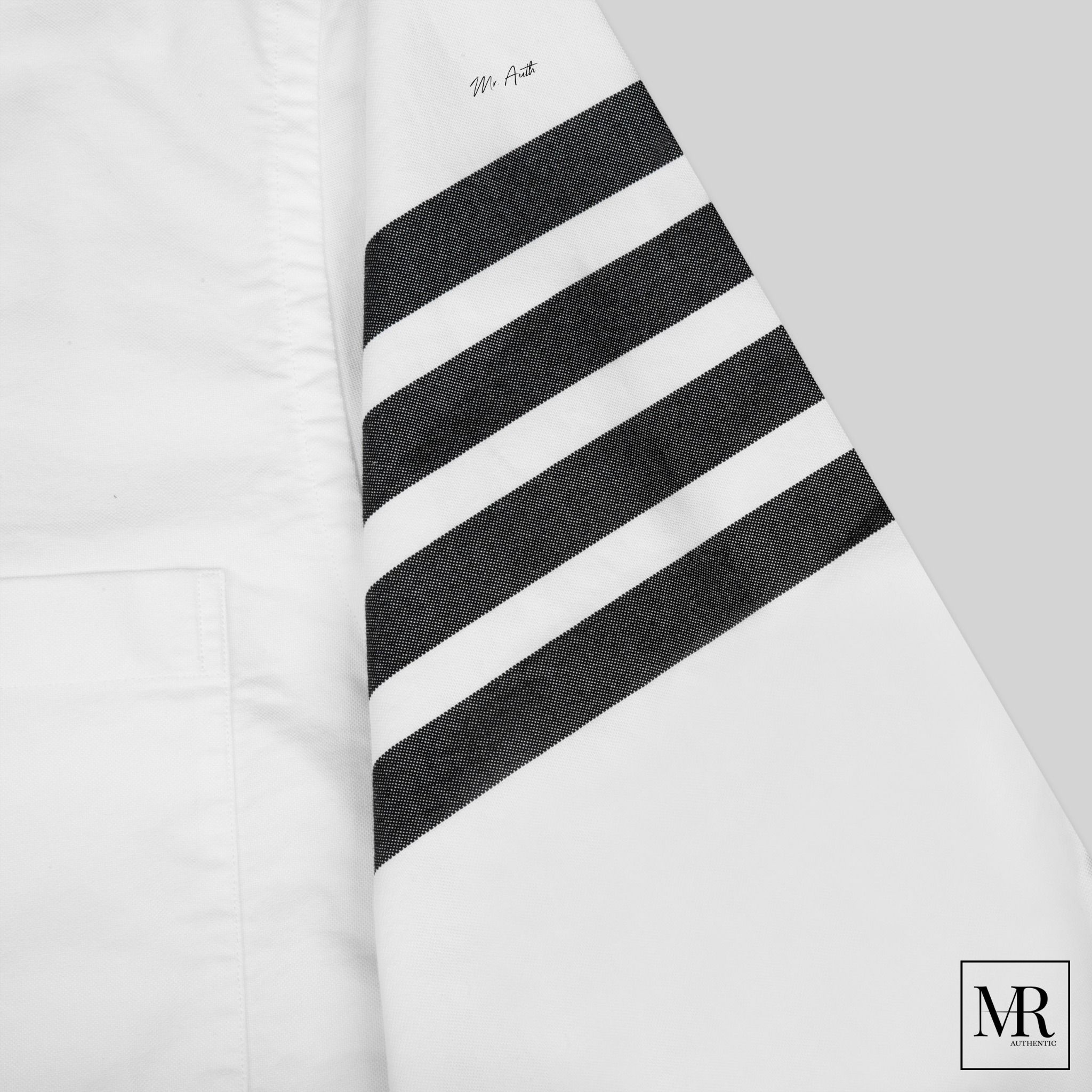 Áo Thom Browne Oxford 4 Bar Oversized Button Down Shirt