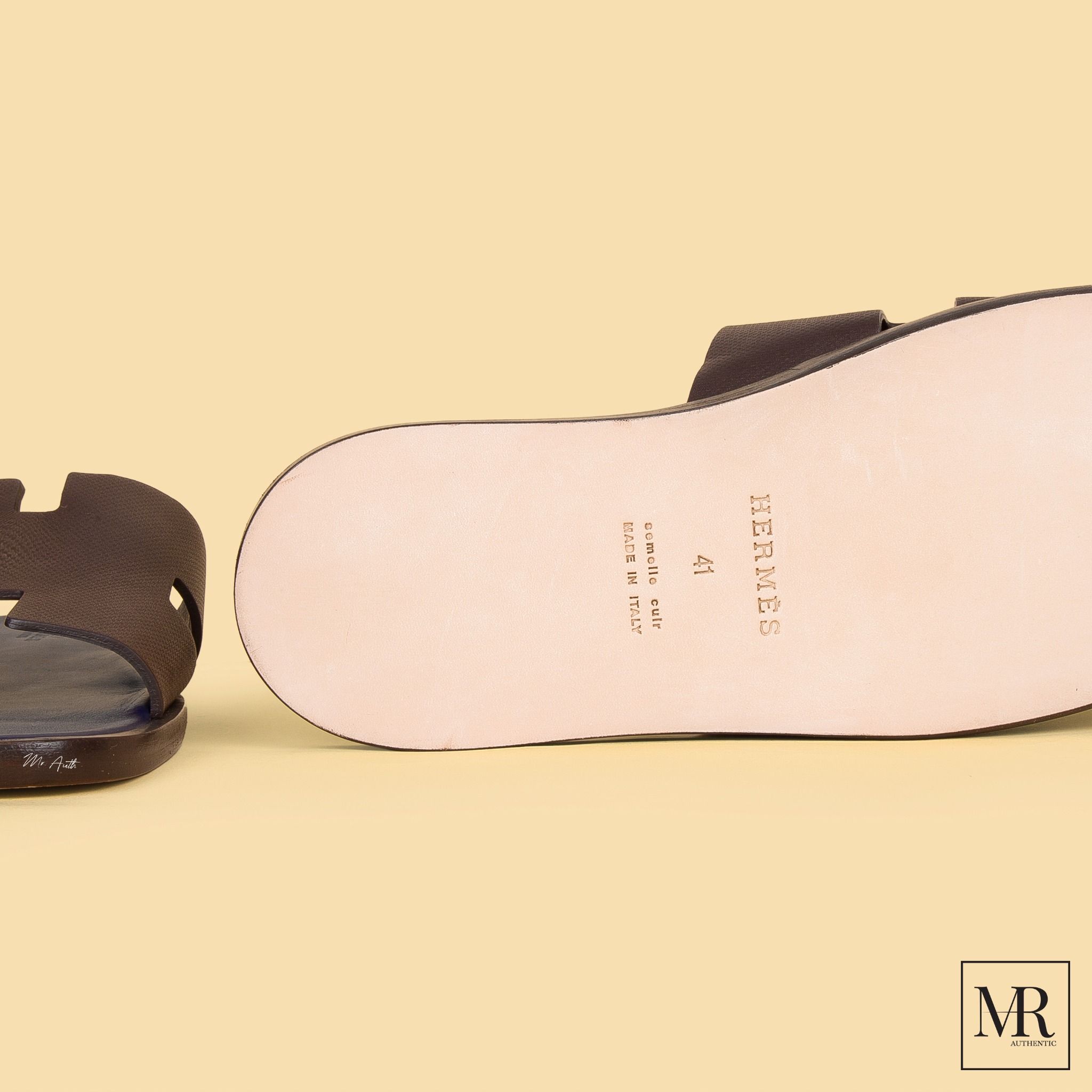 Dép Hermes Izmir Epsom Leather Sandal.