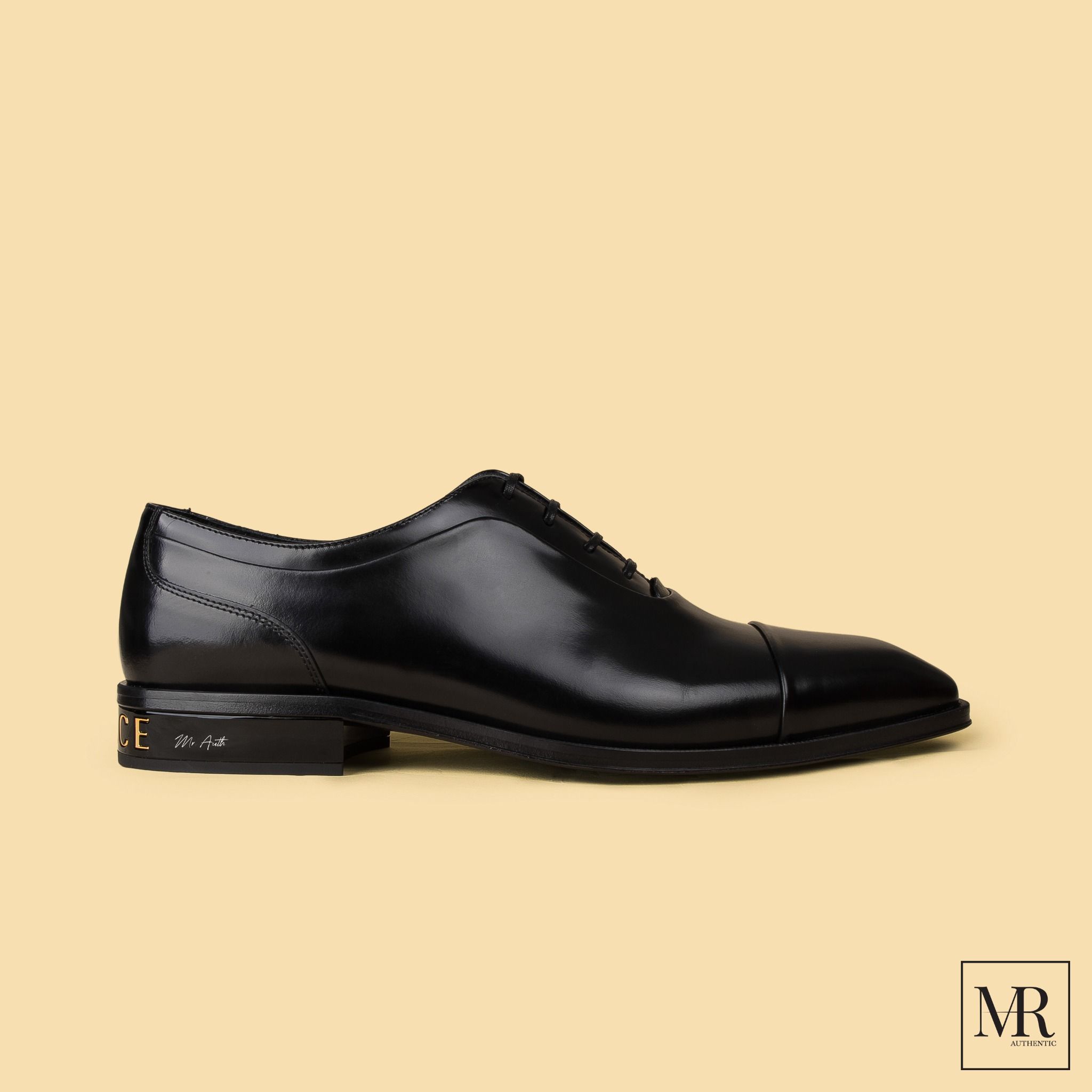Giày Versace V Heel Lace Up Smart Shoes.