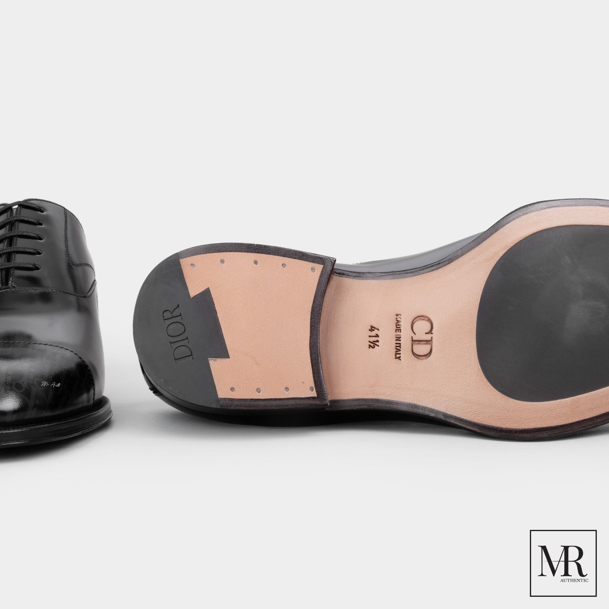 Giày Dior Timeless Oxford Shoes.