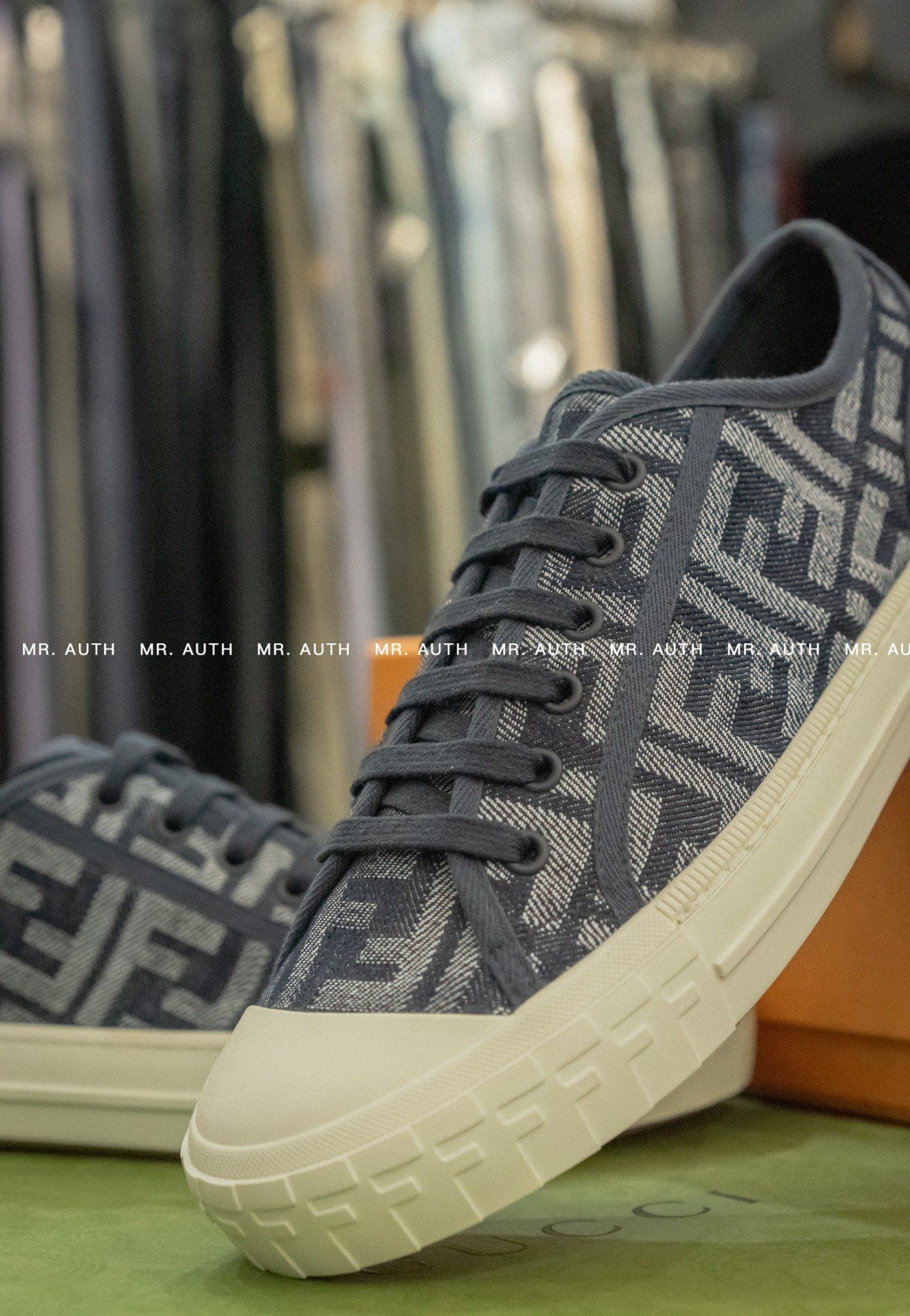 Fendi Domino FF jacquard fabric low-tops Sneakers