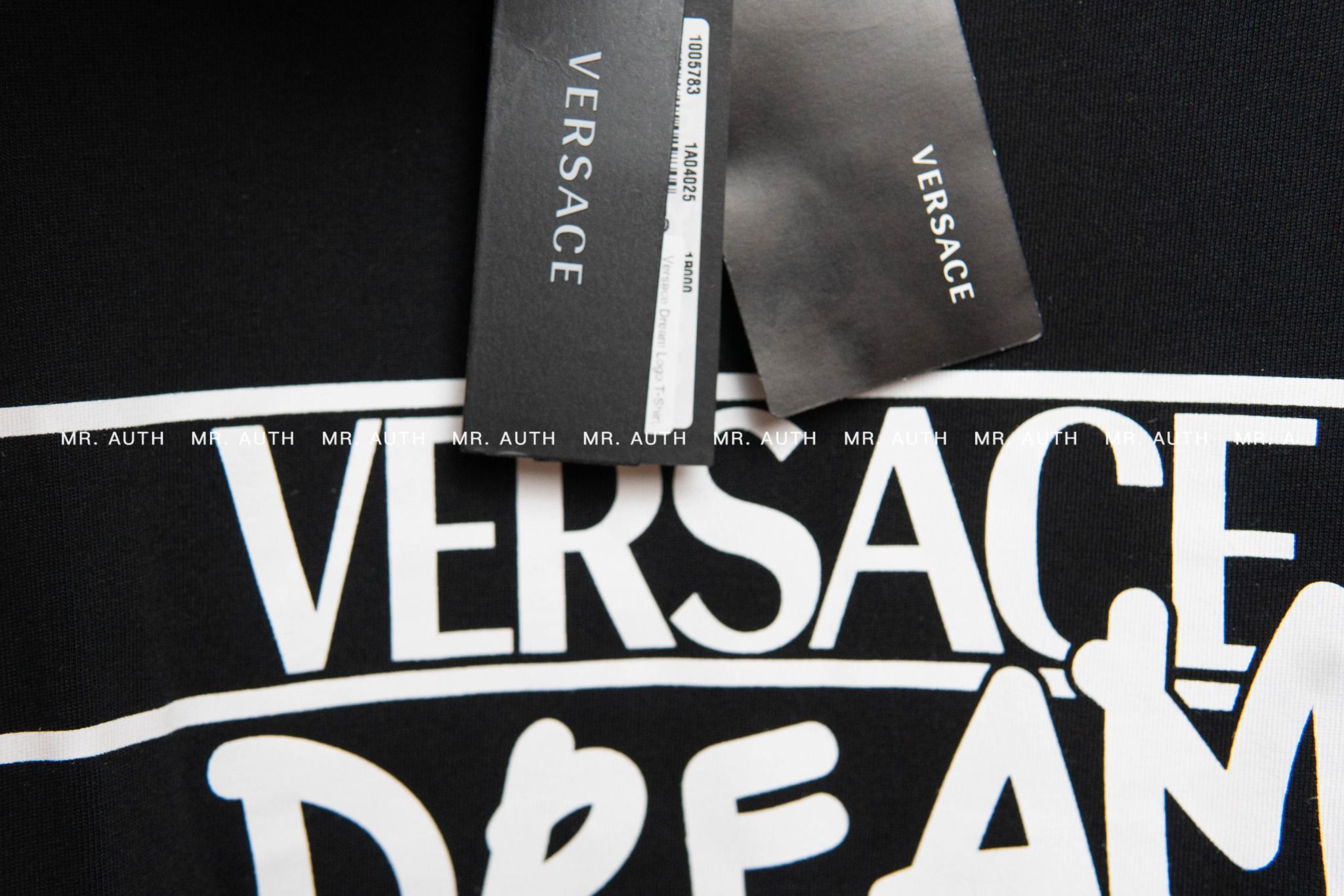 Áo Versace Dream Logo T-Shirt.