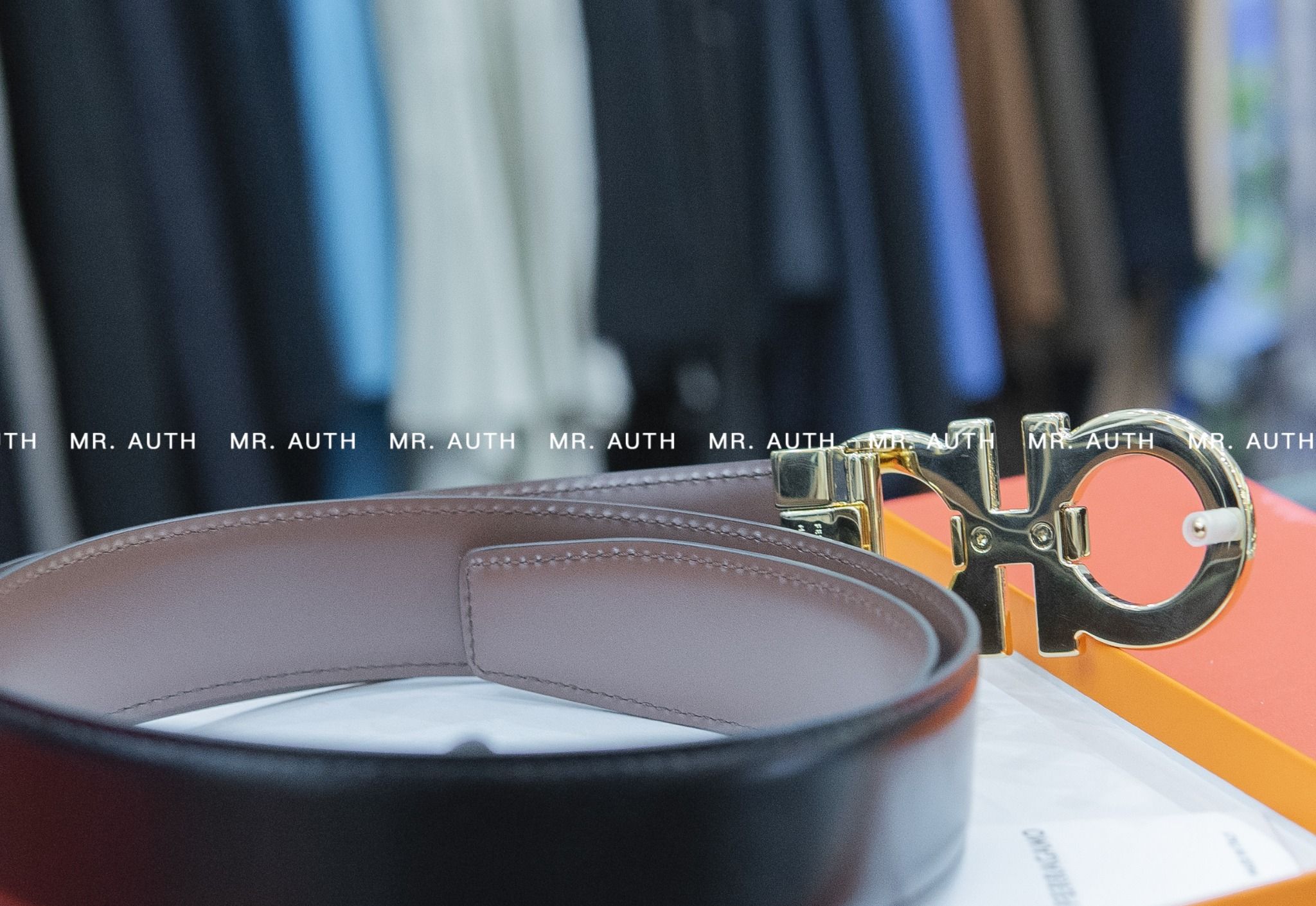 Salvatore Ferragamo Adjustable Gold Buckle Belt