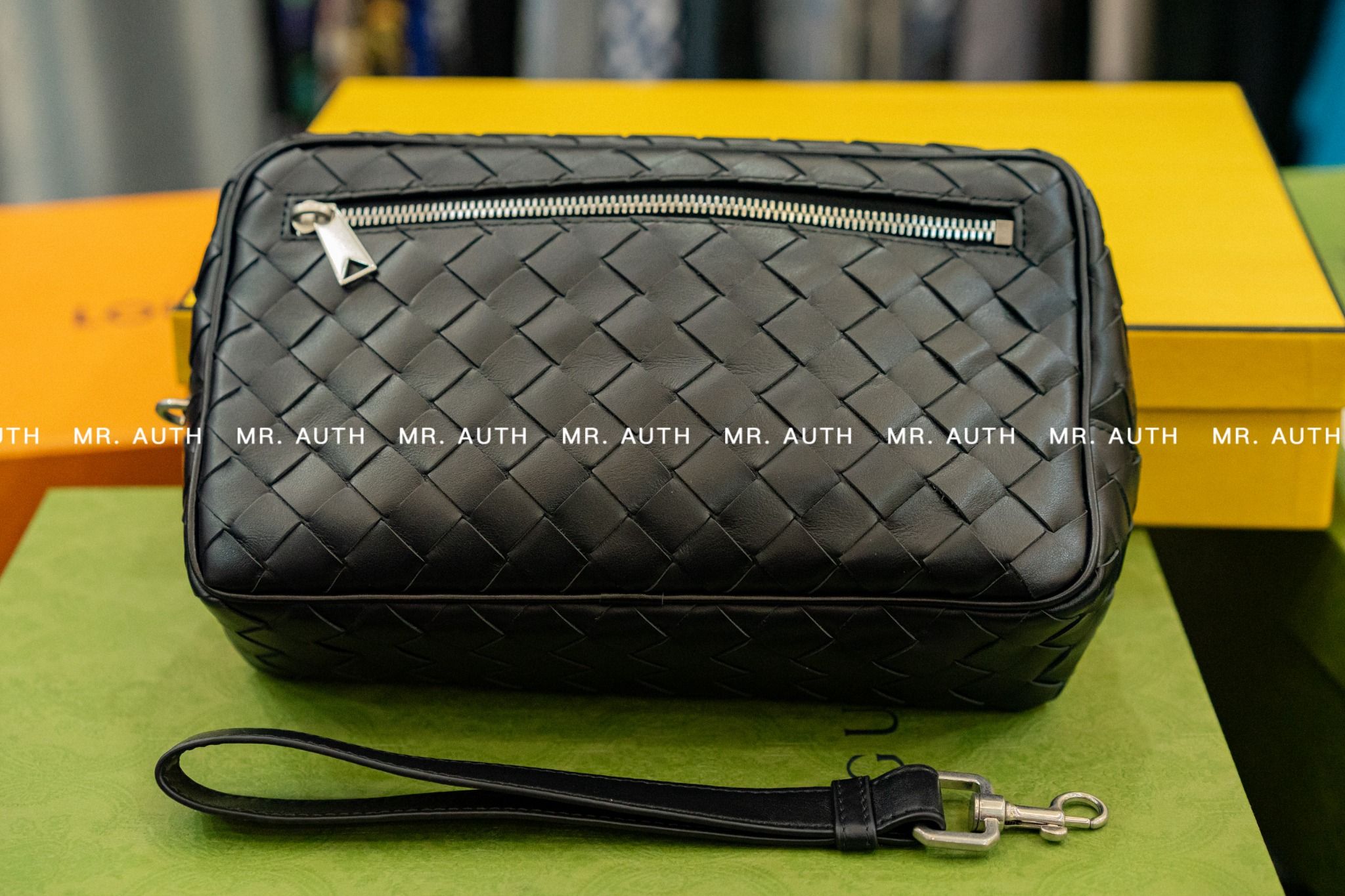 Bottega Veneta Intrecciato Pouch With Wristlet