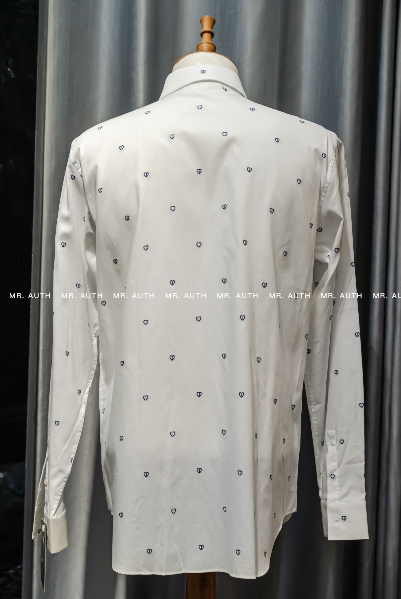 Dior CD Heart Embroidered Shirt.