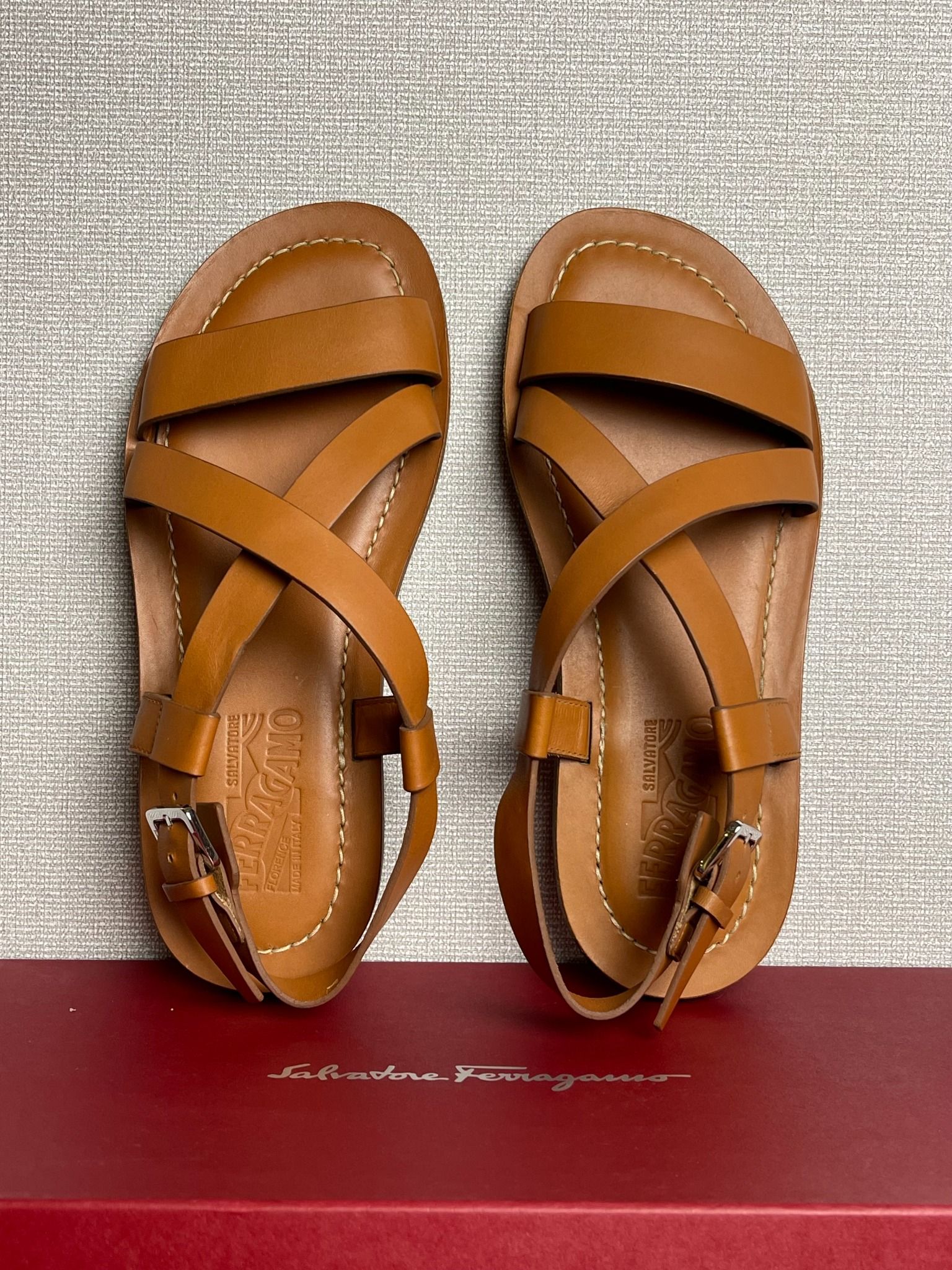 Dép Salvatore Ferragamo Men Strap Sandal.