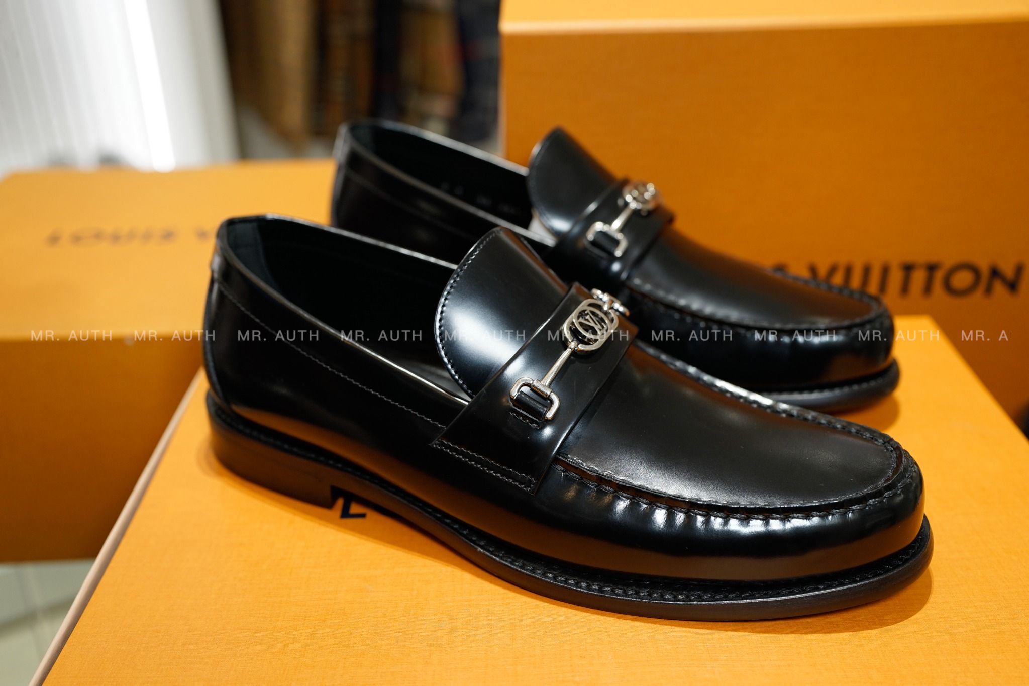 Louis Vuitton Major Loafer