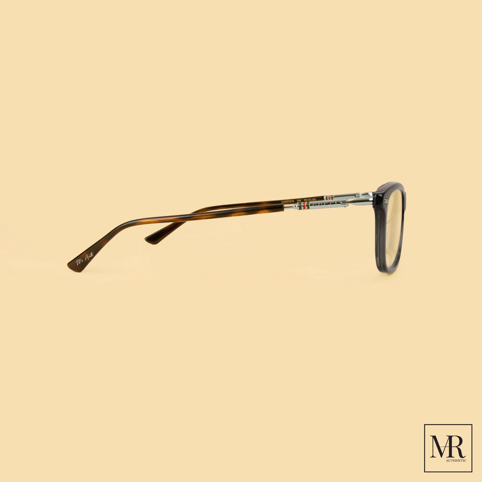 Gọng kính Gucci Glasses.
