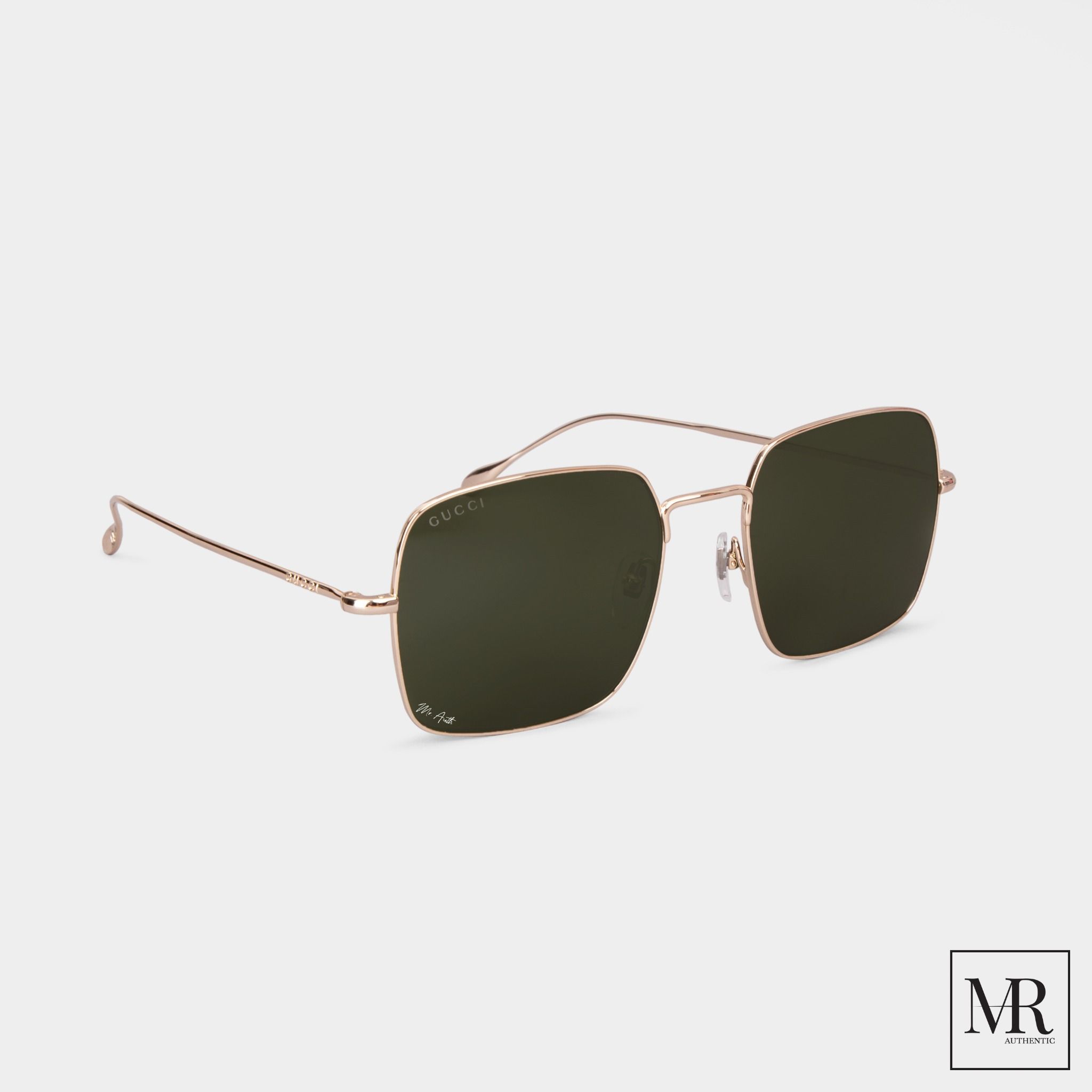 Kính mát Gucci Sunglasses.