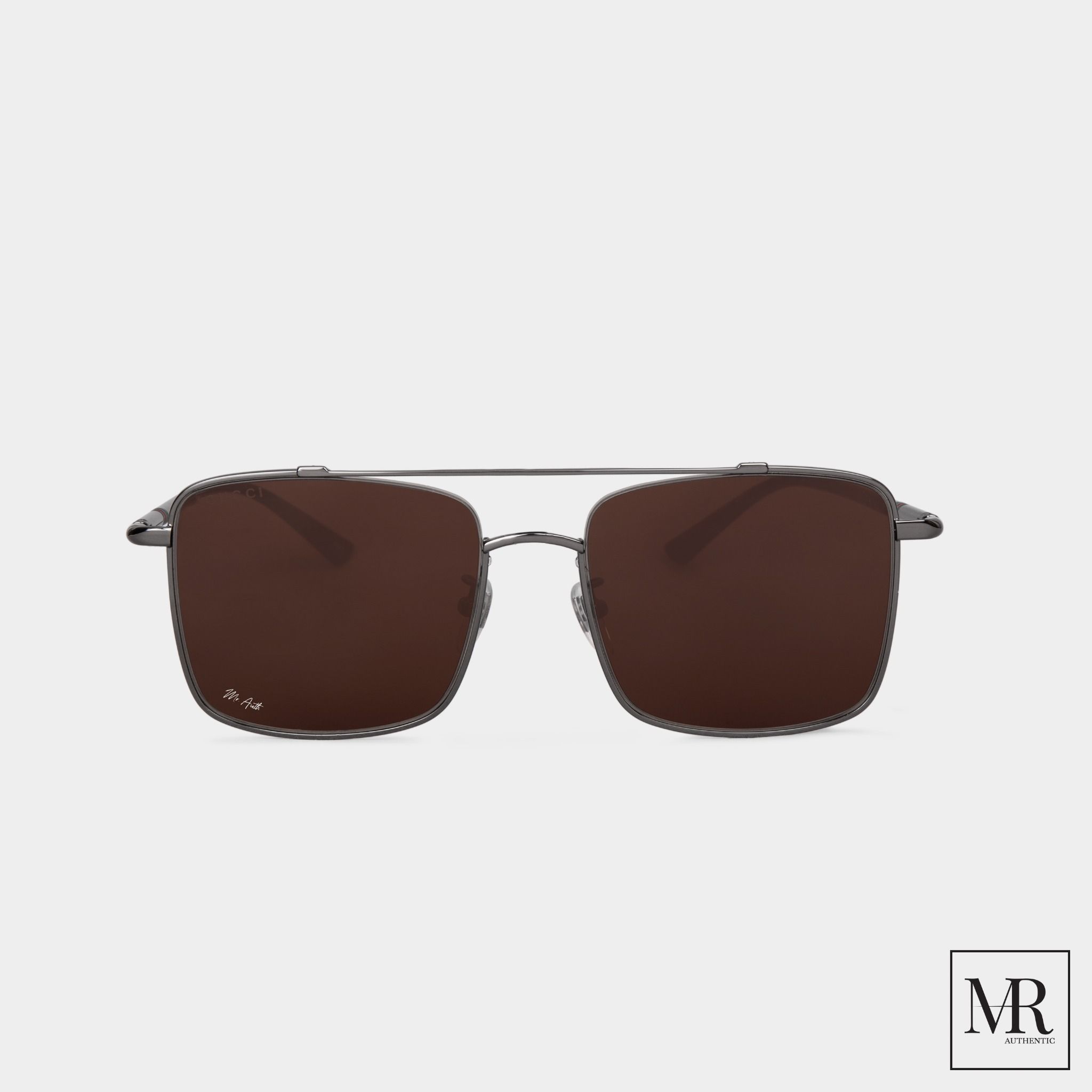 Kính mát Gucci Sunglasses.