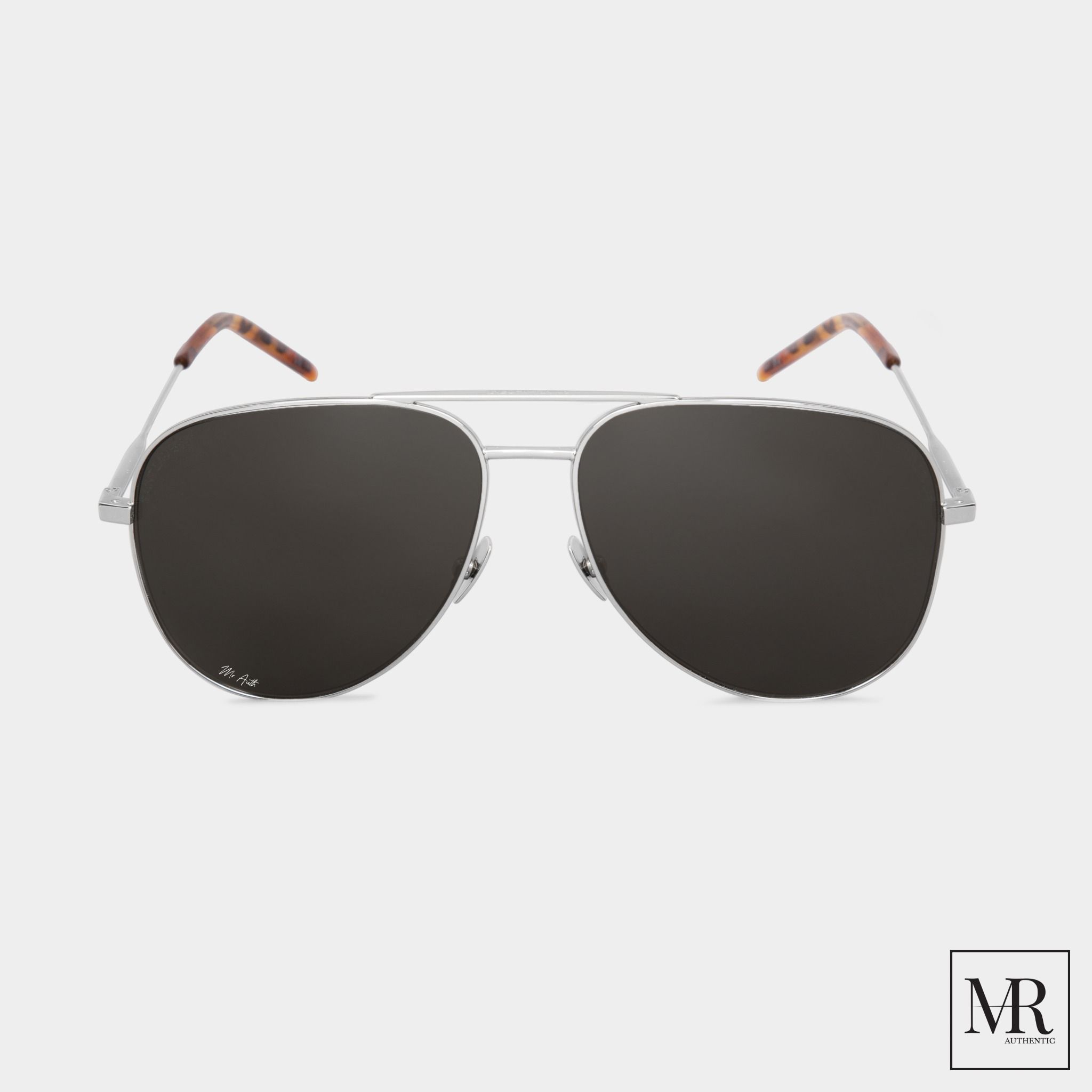 Kính mát Saint Laurent Sunglasses.