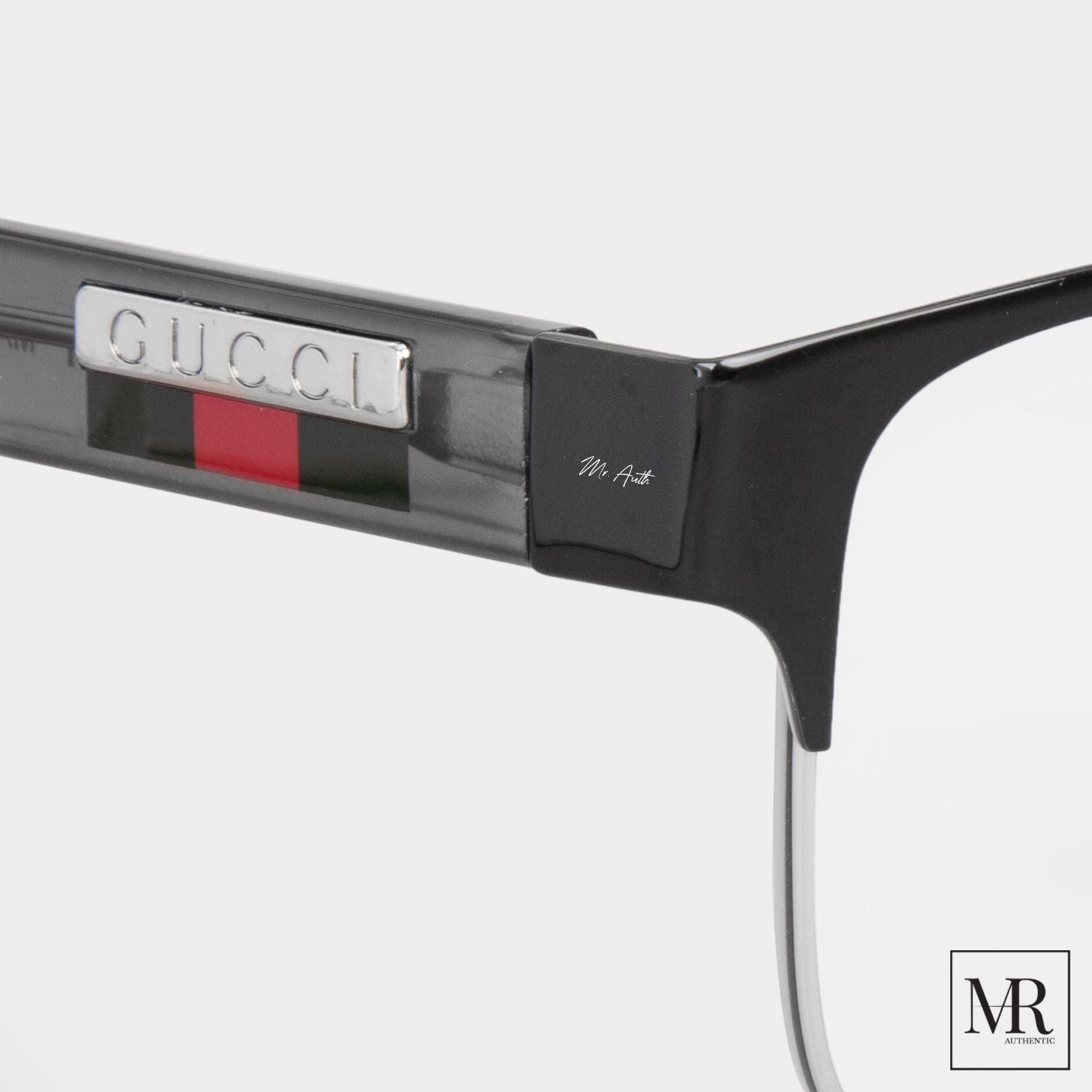 Gọng kính Gucci Glasses.
