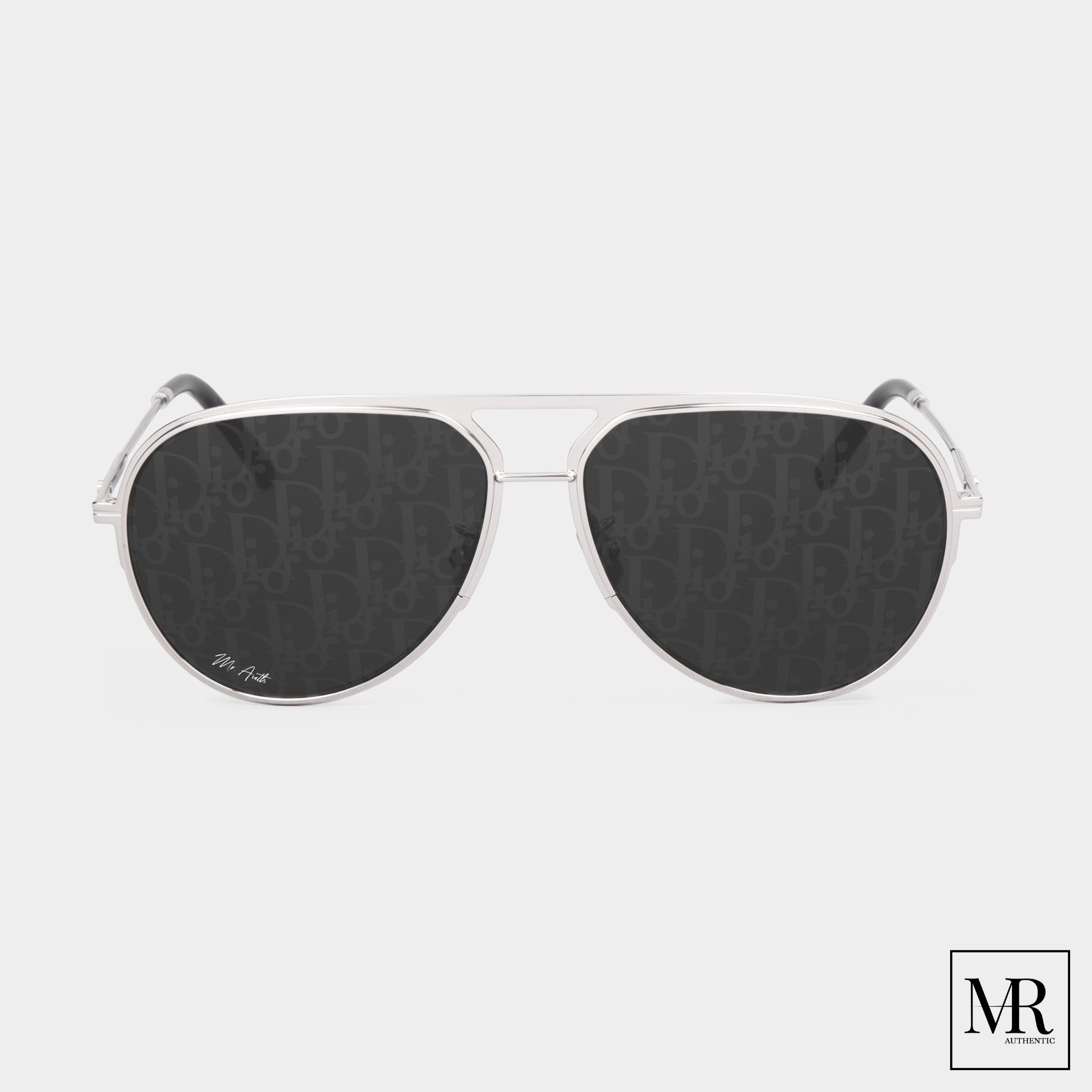 Kính mát Dior Sunglasses.