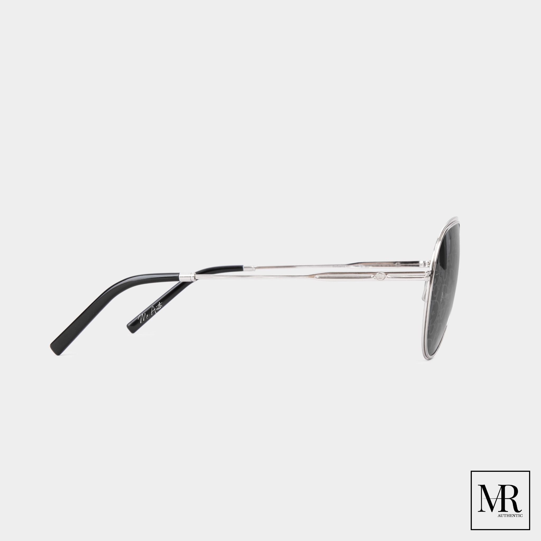 Kính mát Dior Sunglasses.