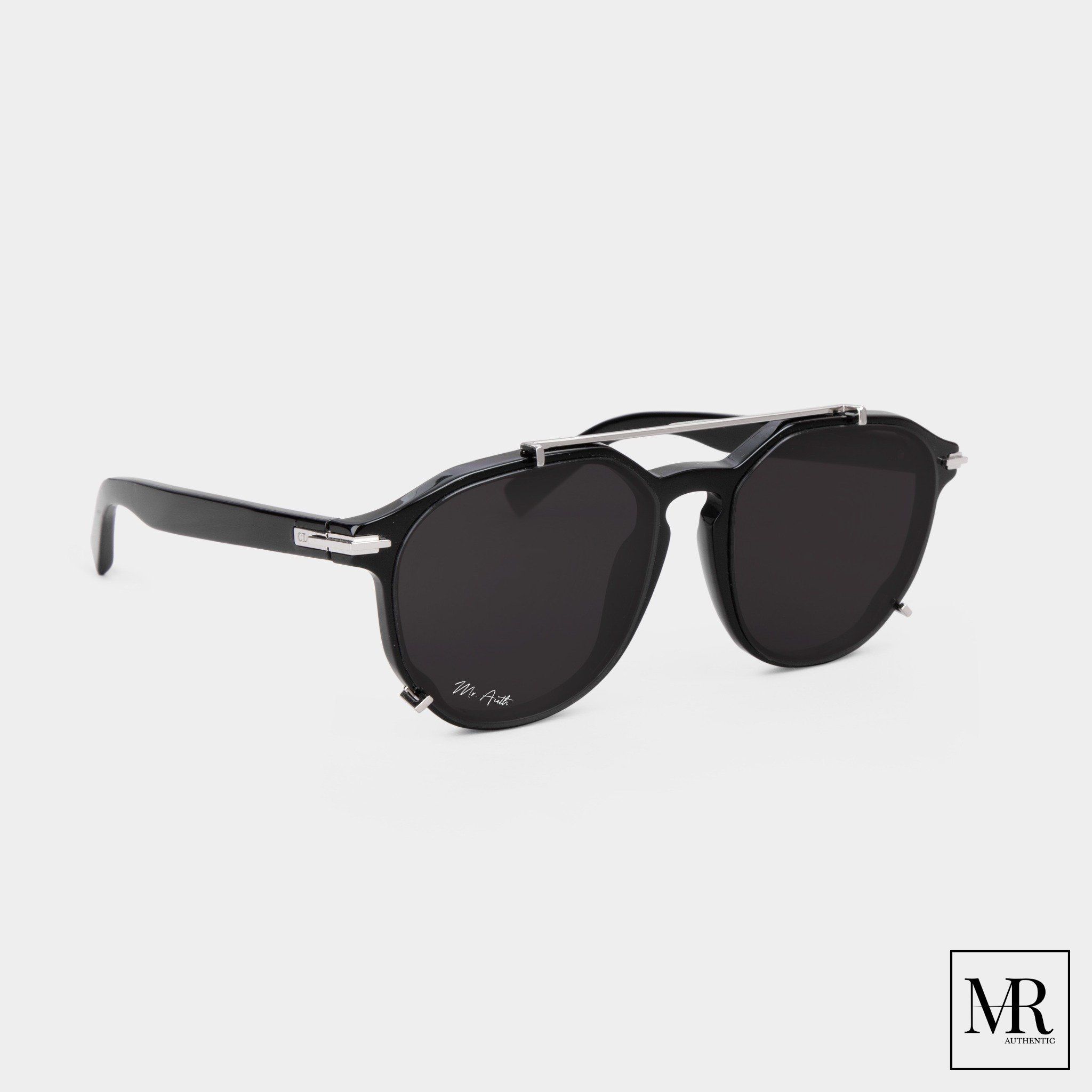 Kính mát Dior Sunglasses.