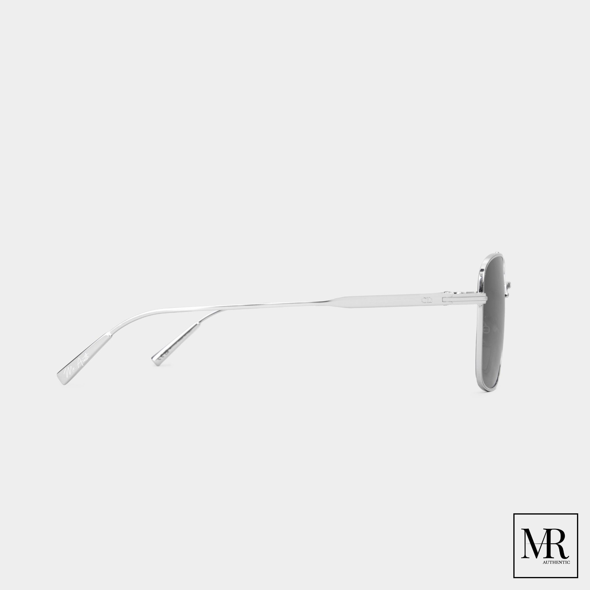 Kính mát Dior Sunglasses.
