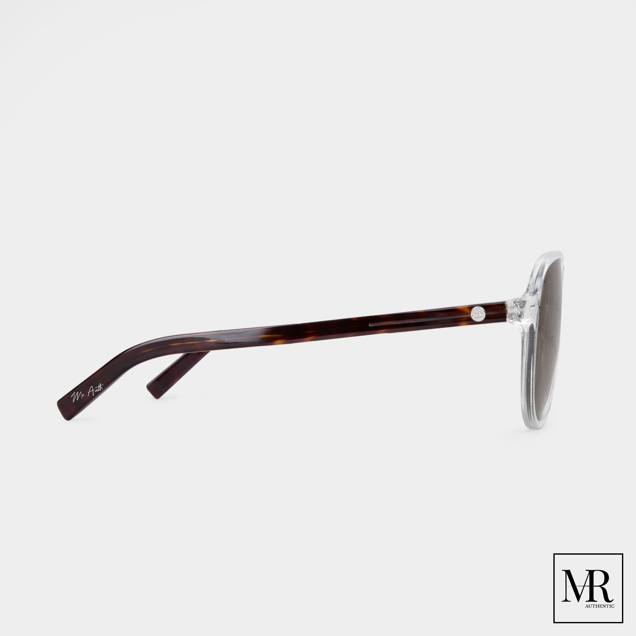 Kính mát Dior Sunglasses.