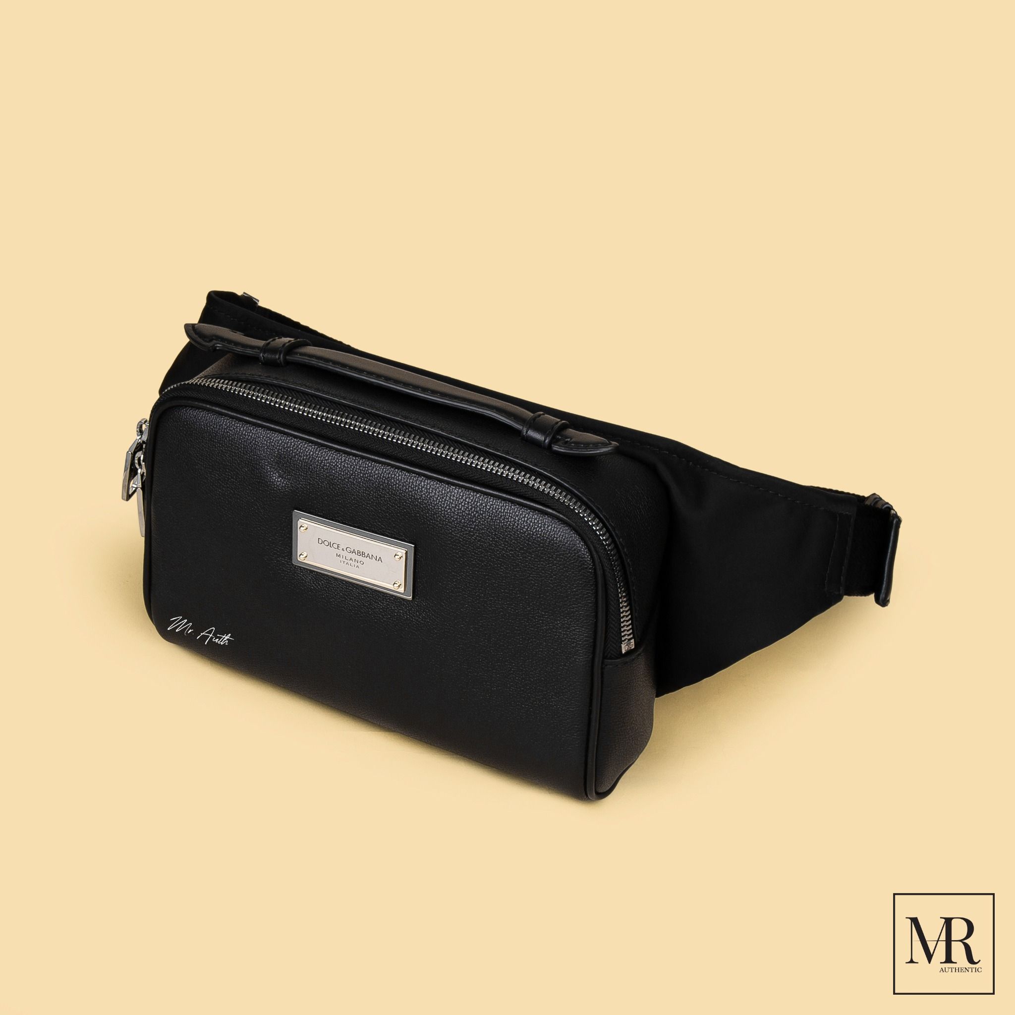 Túi Dolce & Gabbana Grainy Calfskin Belt Bag.