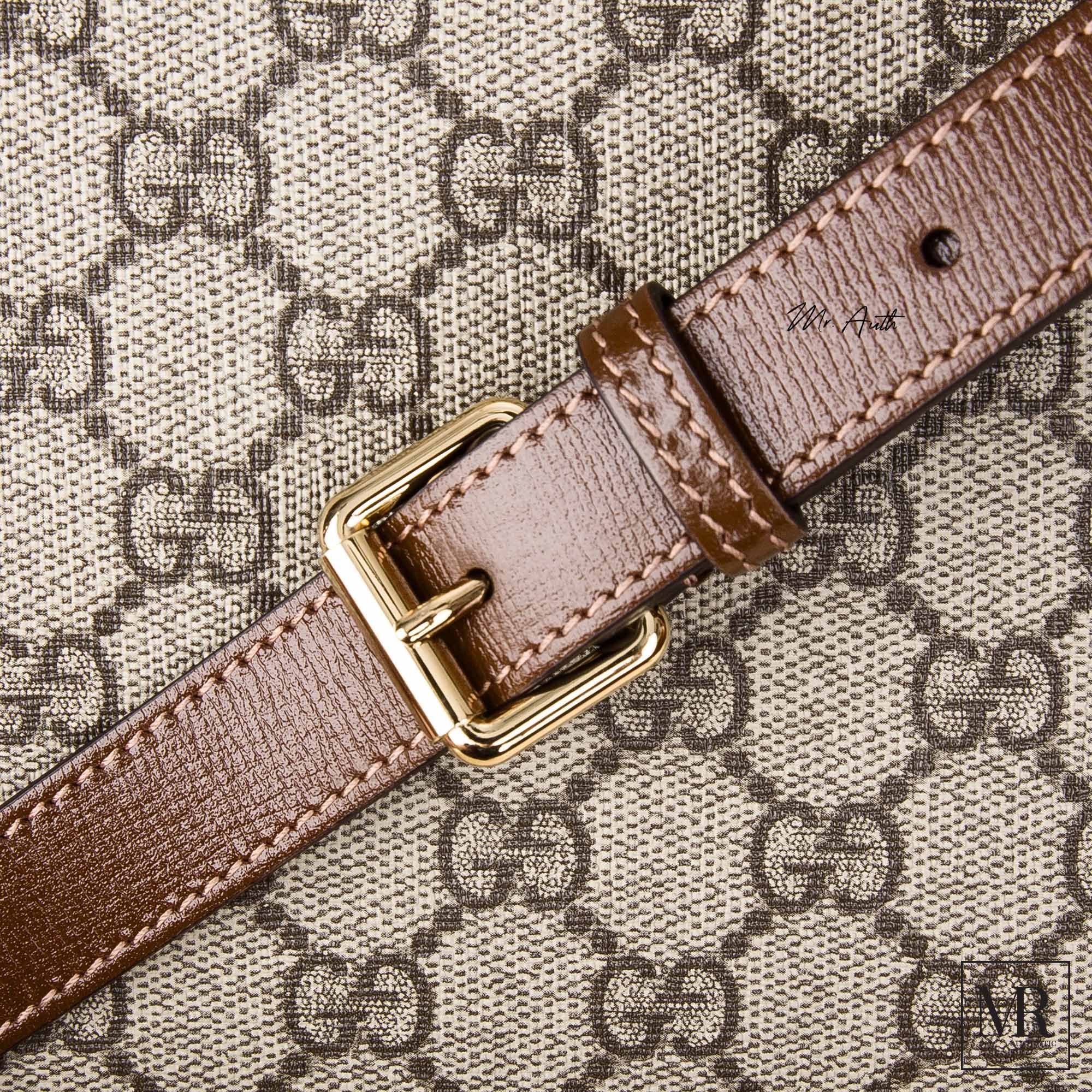 Túi Gucci GG Logo Coated Canvas Cross Body Bag.