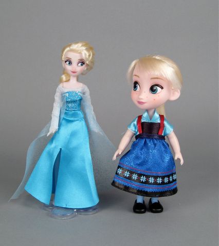  Búp bê Nữ hoàng băng giá Elsa thời thơ ấu Disney 