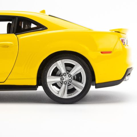  Mô hình xe Chevrolet Camaro ZL1 1:24 Welly-24042W- Yellow 