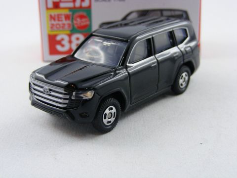  Xe mô hình TOMICA No.38-10 Toyota Land Cruiser 300(SP)'23- đen 