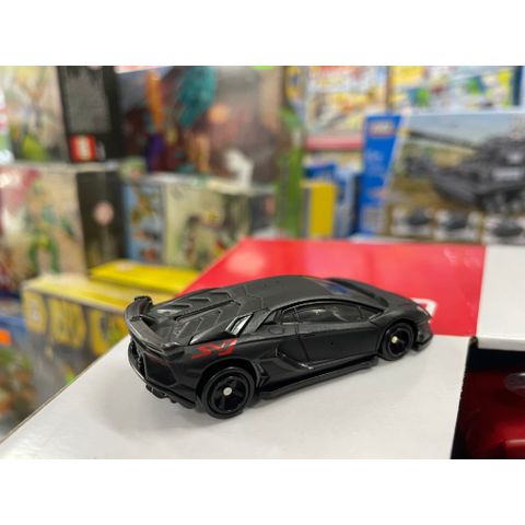  Tomica Lamborghini Aventador SVJ 