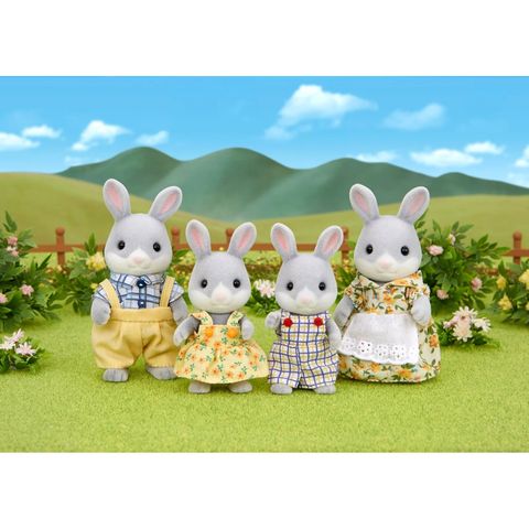  Sylvanian Families EP-4030 Gia đình Thỏ bông Cottontail Rabbit Family 