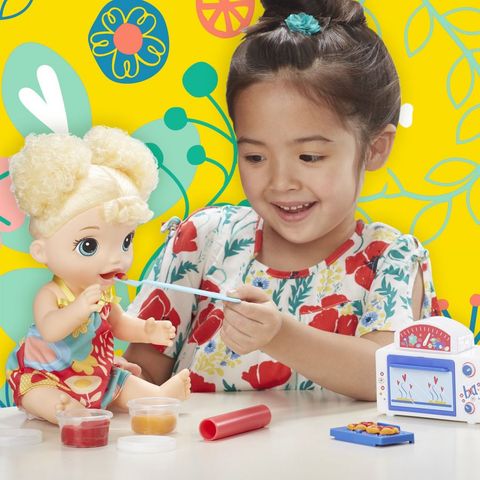  Bé búp bê Baby Alive E1947 Bé Emma Ăn Bánh Nướng 