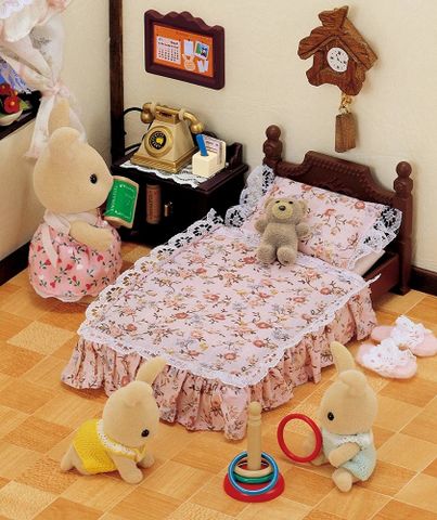  Đồ chơi Chiếc giường cổ điển Sylvanian Families EP-5223 Classic Antique Bed 