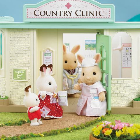  Phòng khám Bác sĩ Country Doctor Sylvanian Families 5096 