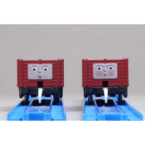  Tàu hoả TS-12 Rosie Thomas and Friends 