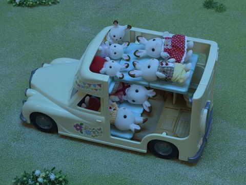  Xe cắm trại gia đình Family Campervan Sylvanian Families EP-5454 