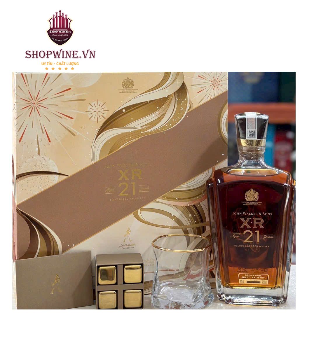 Rượu John Walker & Sons XR 21 Hộp quà tết 2025