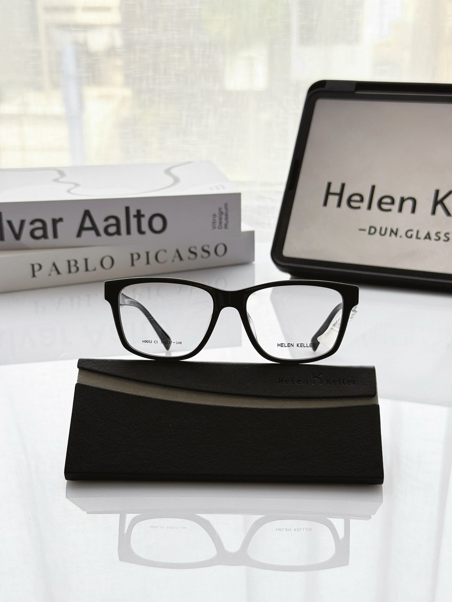Mắt kính Helen Keller H9052