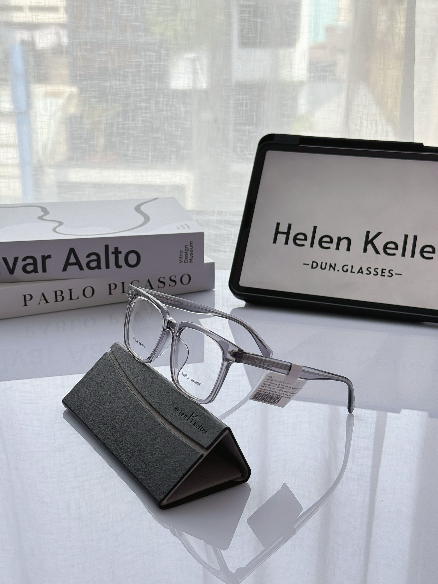 Mắt kính Helen Keller H87028