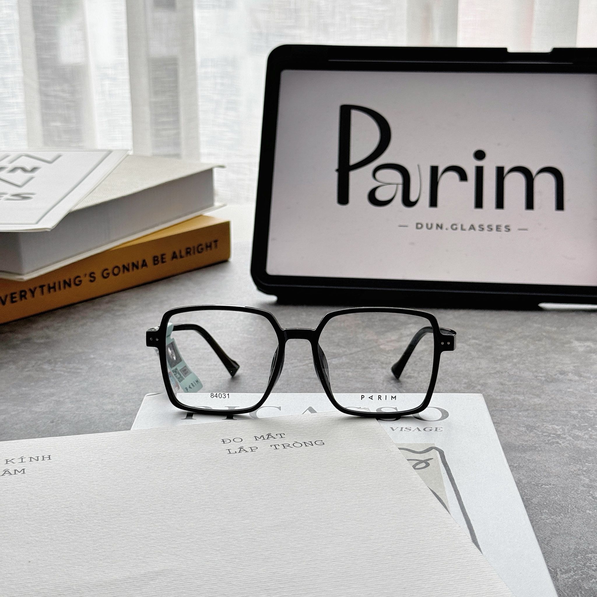 Mắt kính Parim 84031