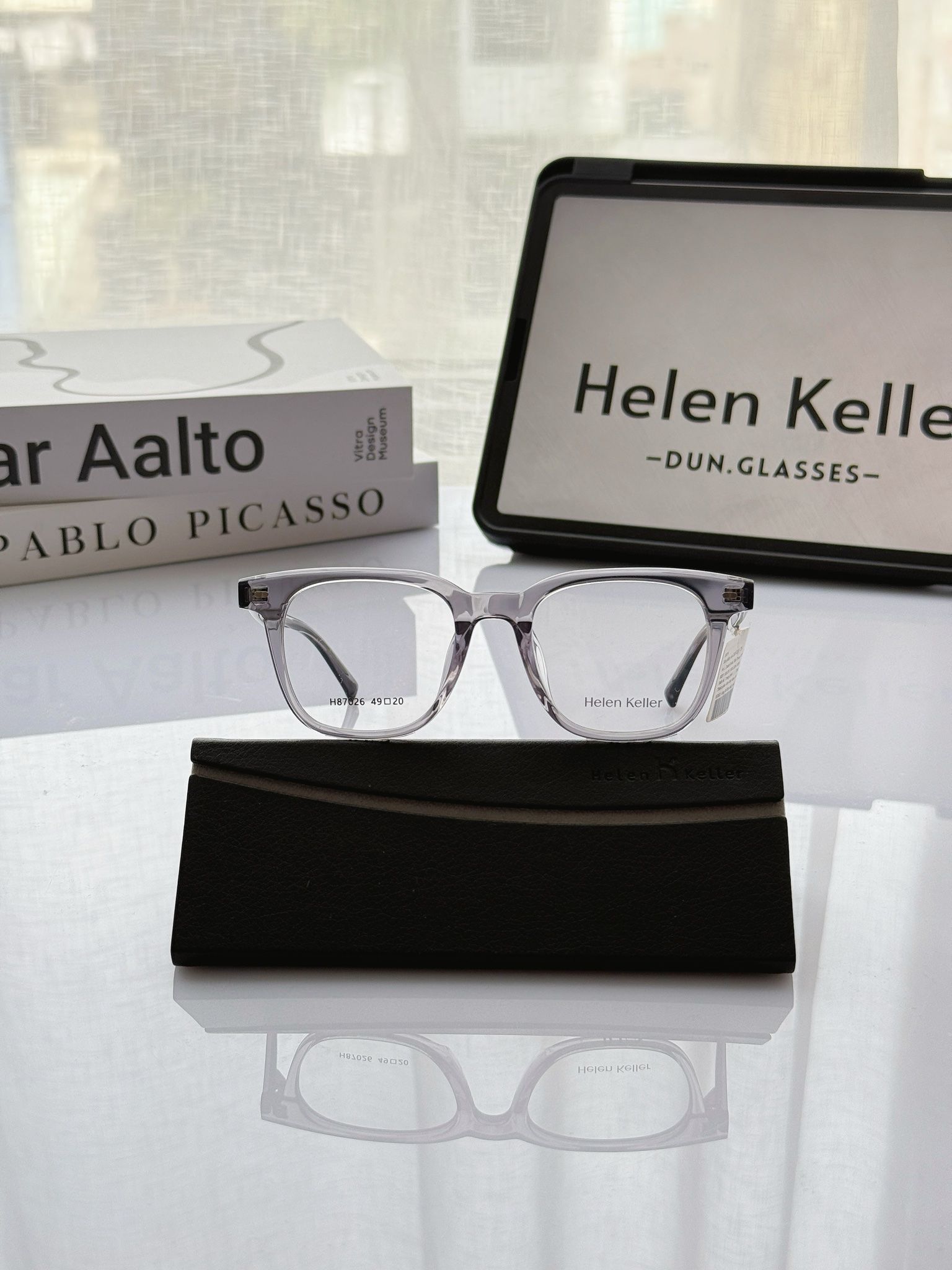 Mắt kính Helen Keller H87026