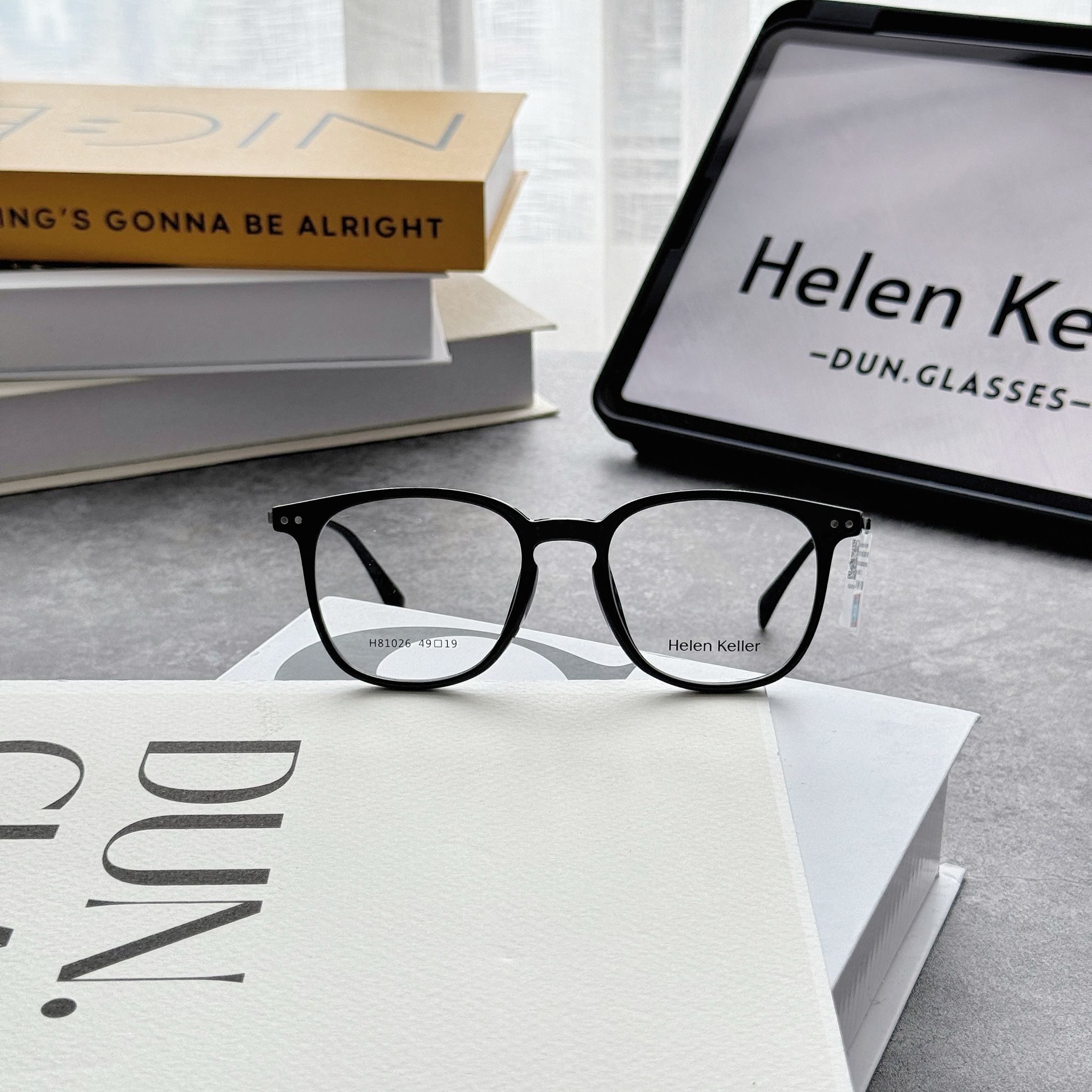 Mắt kính Helen Keller H81026