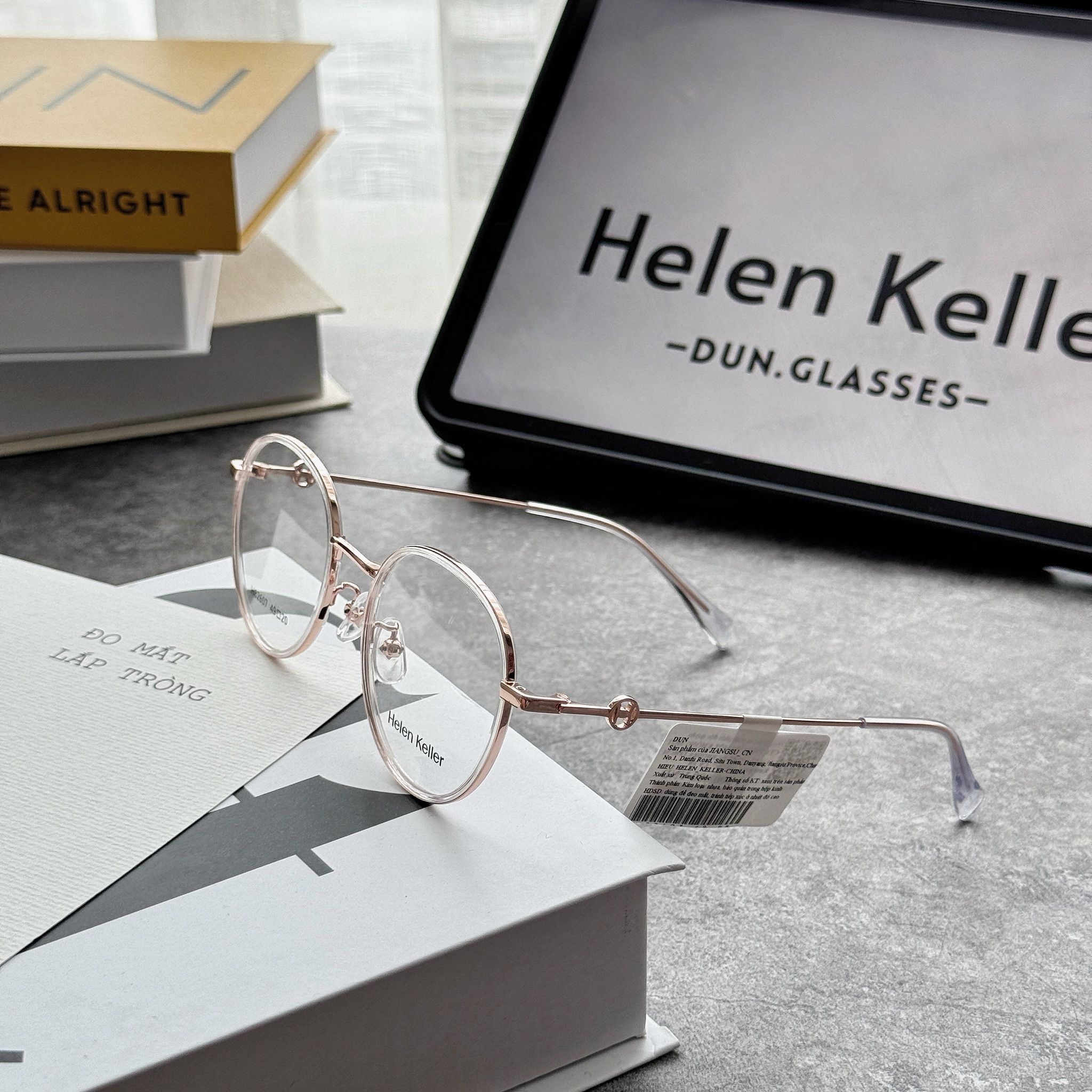 Mắt kính Helen Keller H82607